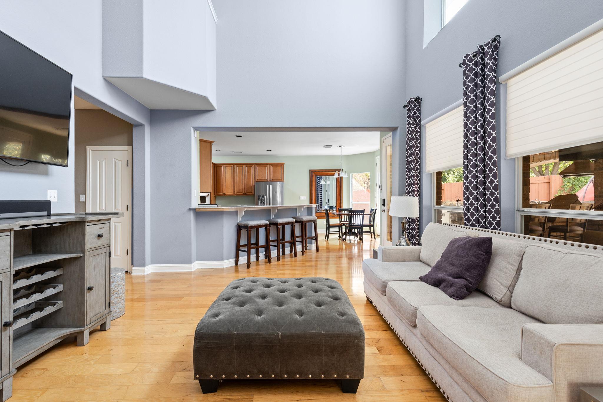 7109 Via Correto DR, Austin