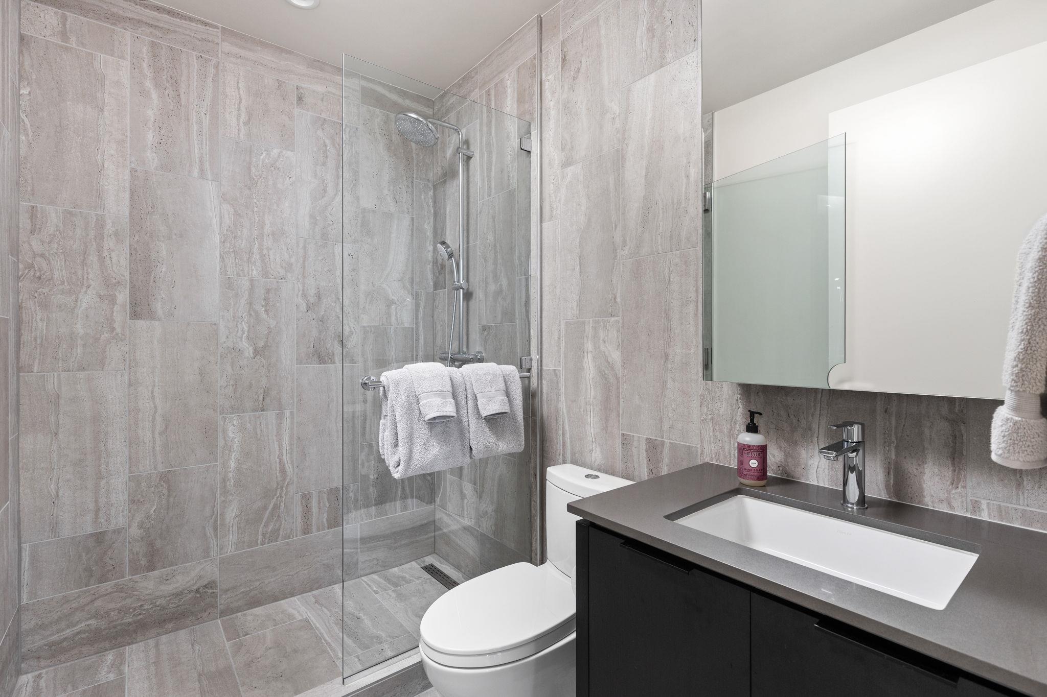 44 East Ave # 2907
