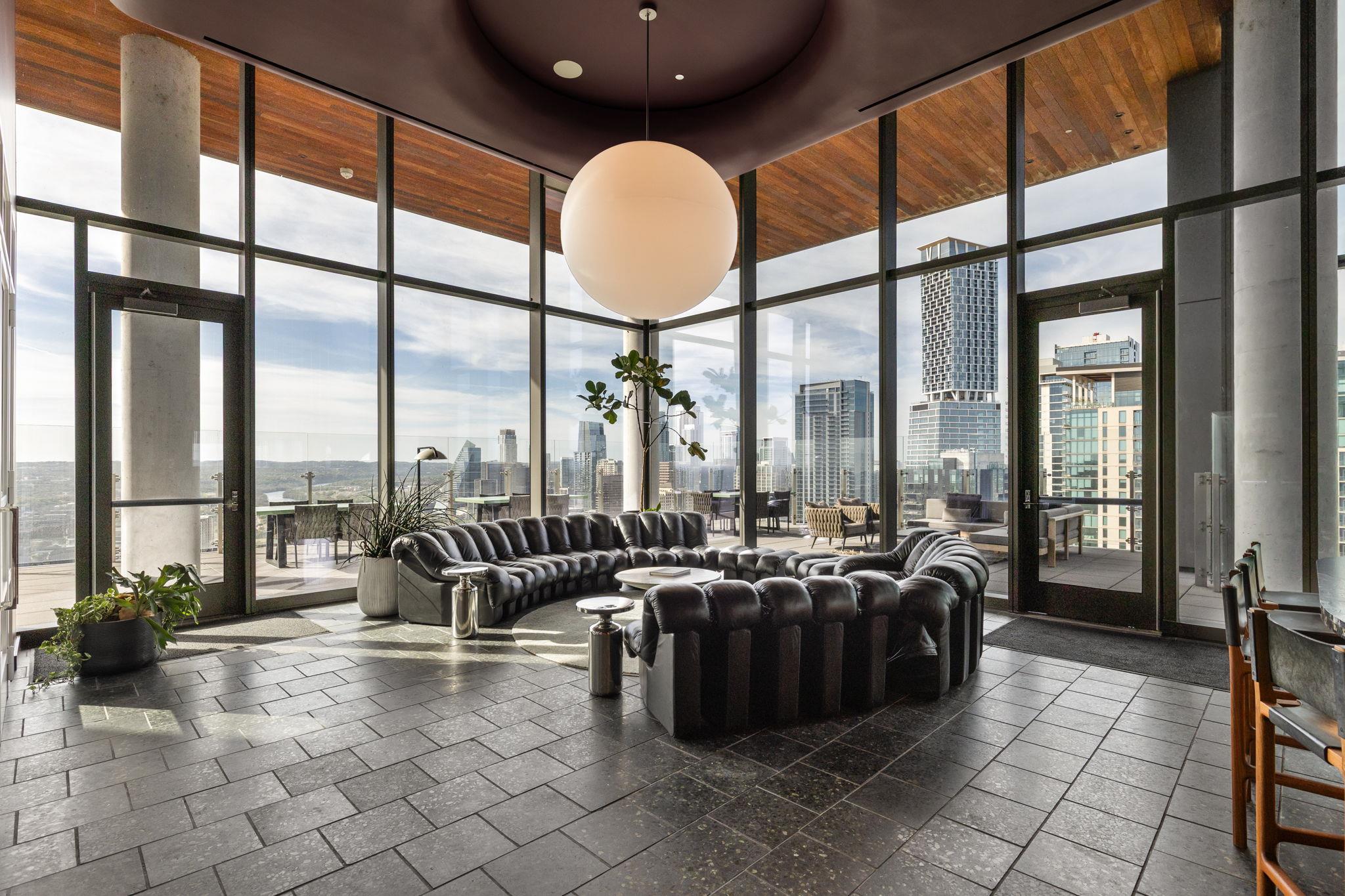 44 East Ave # 2907