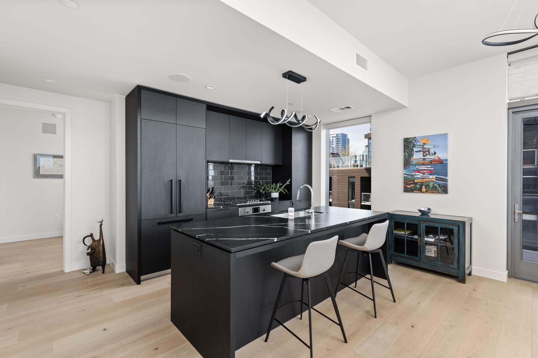 44 East Ave # 2907