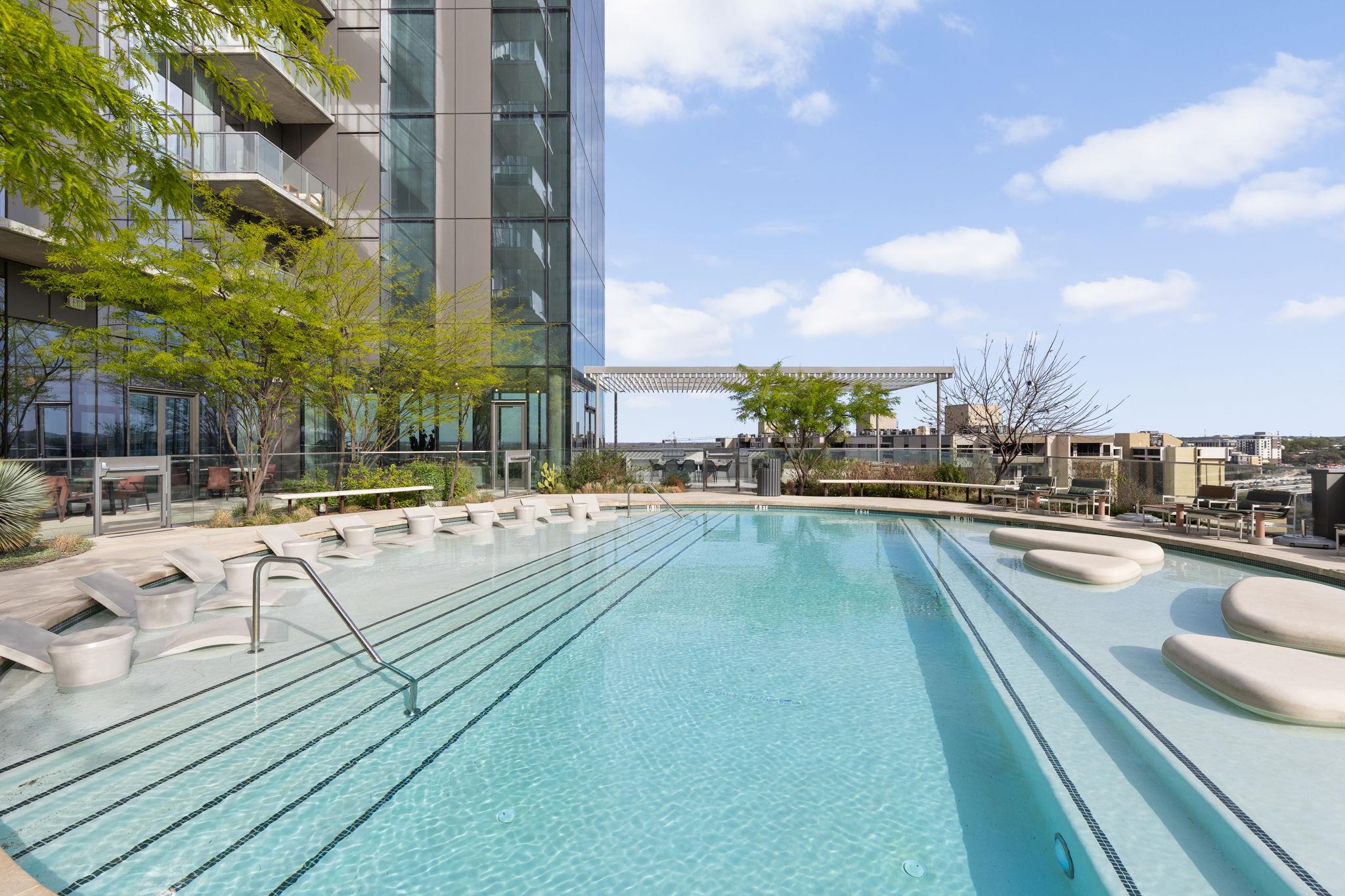44 East Ave # 2907