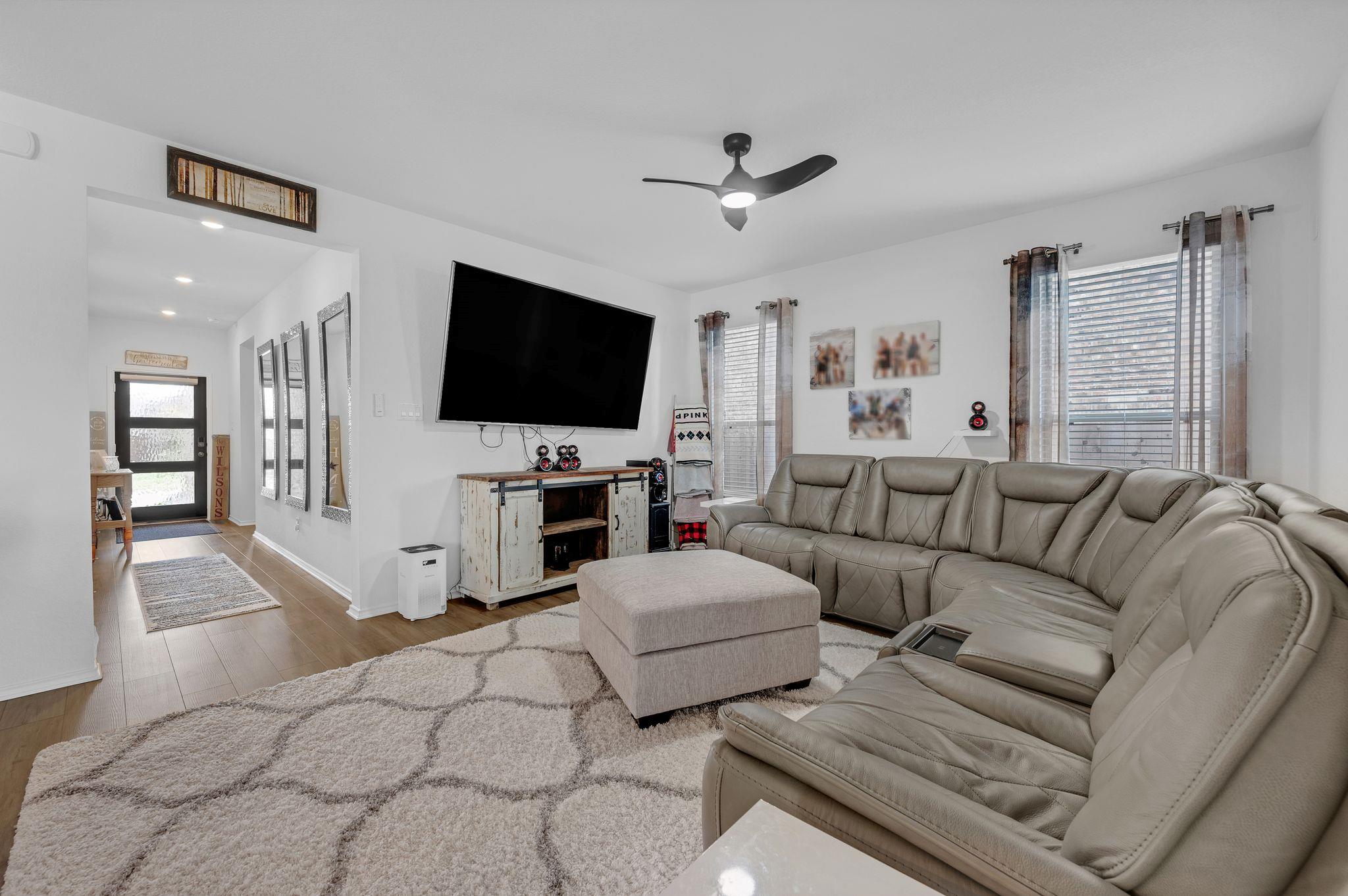4909 Teverola DR