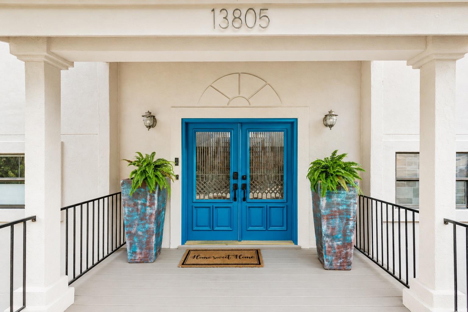 13805 Skyline DR