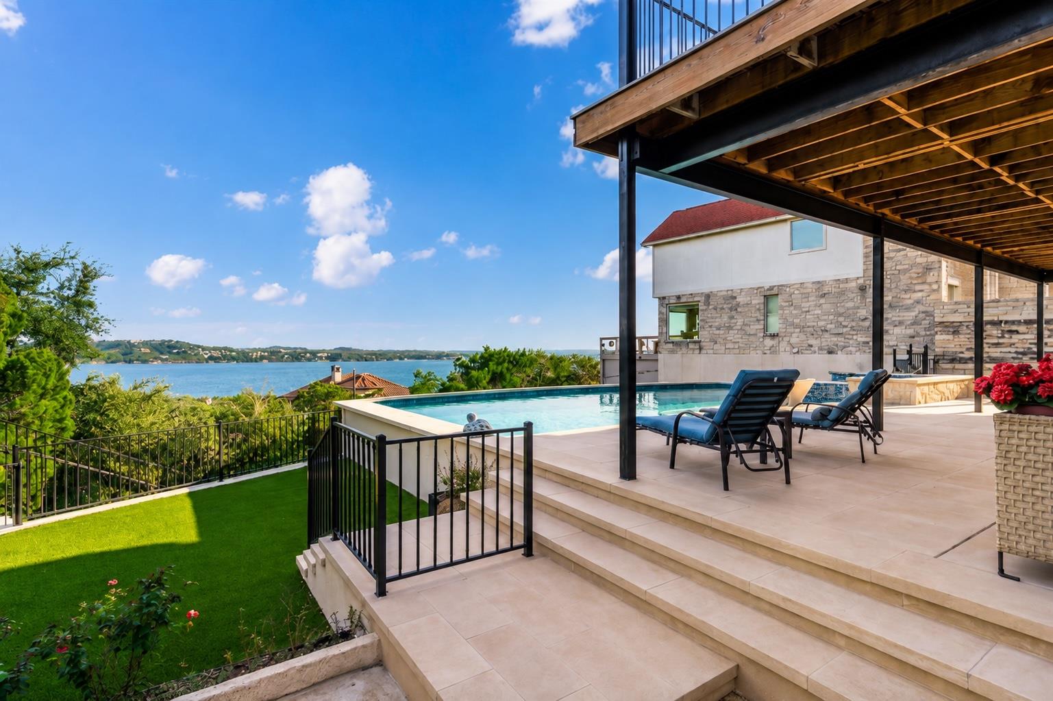 13805 Skyline DR