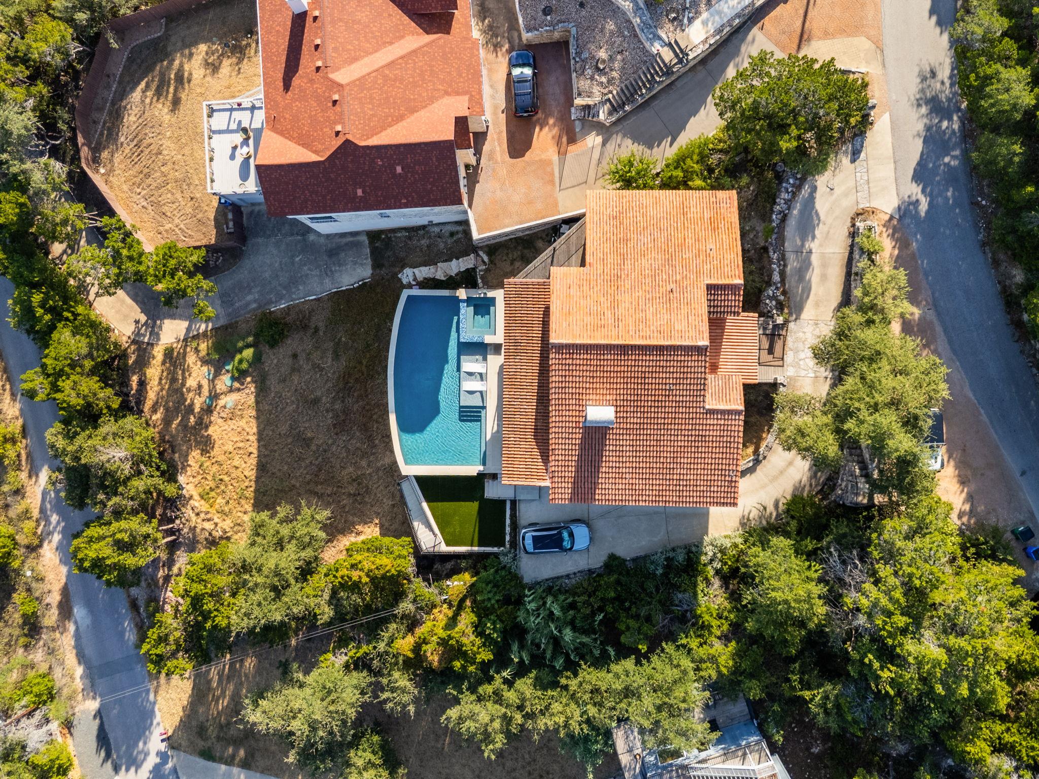13805 Skyline DR