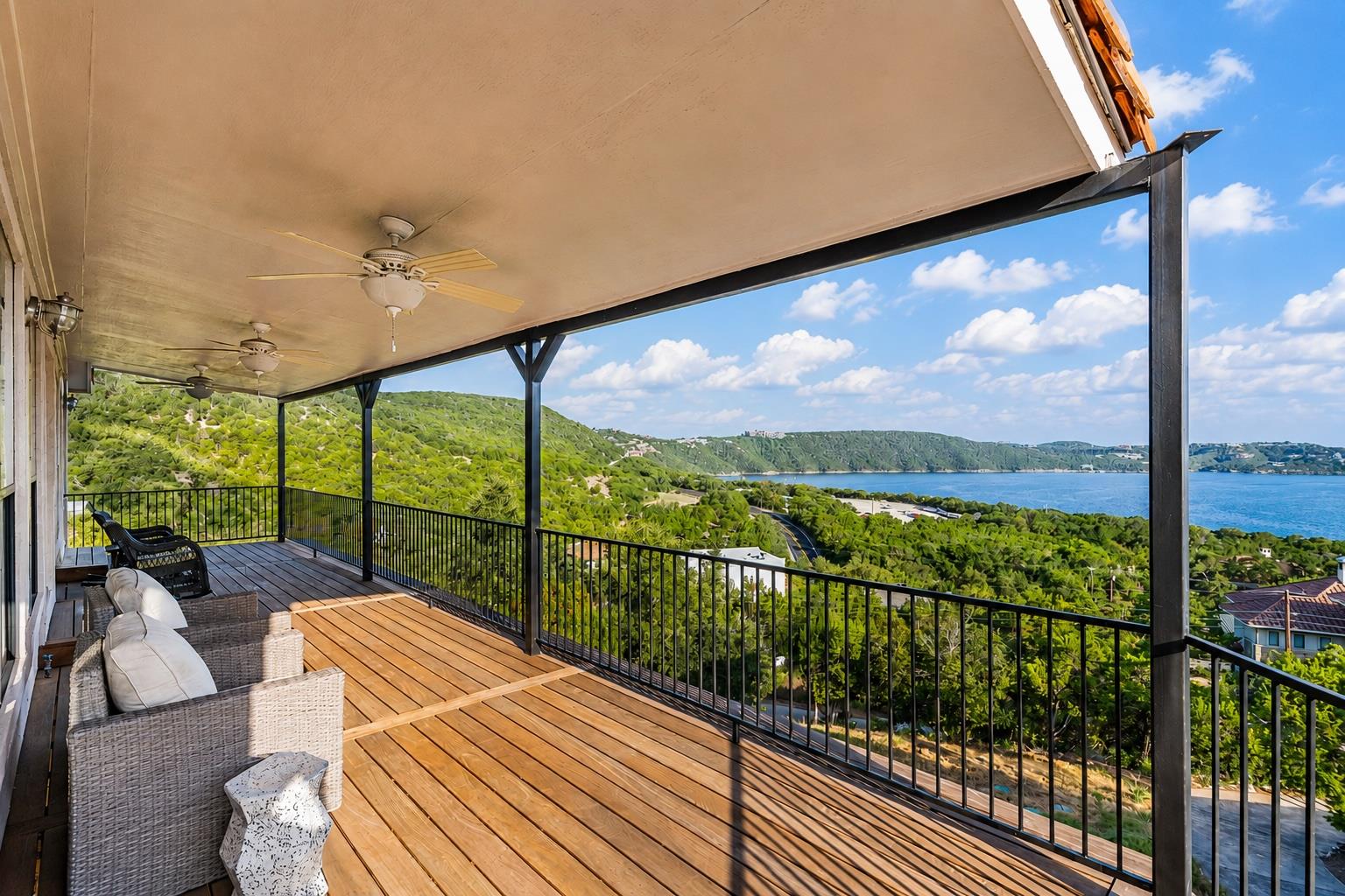13805 Skyline DR