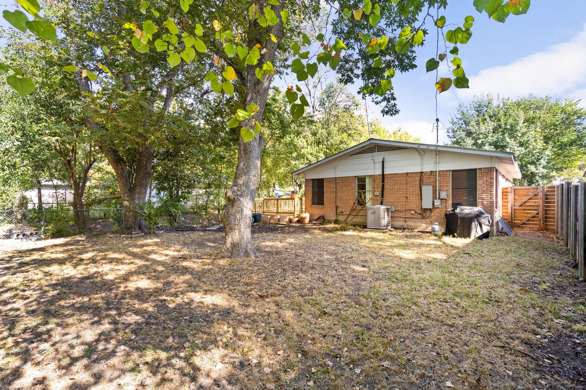 1105 Alegria RD