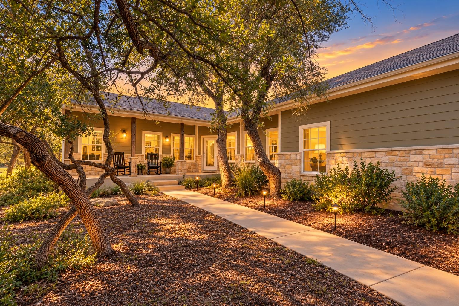 204 Deer Creek CIR