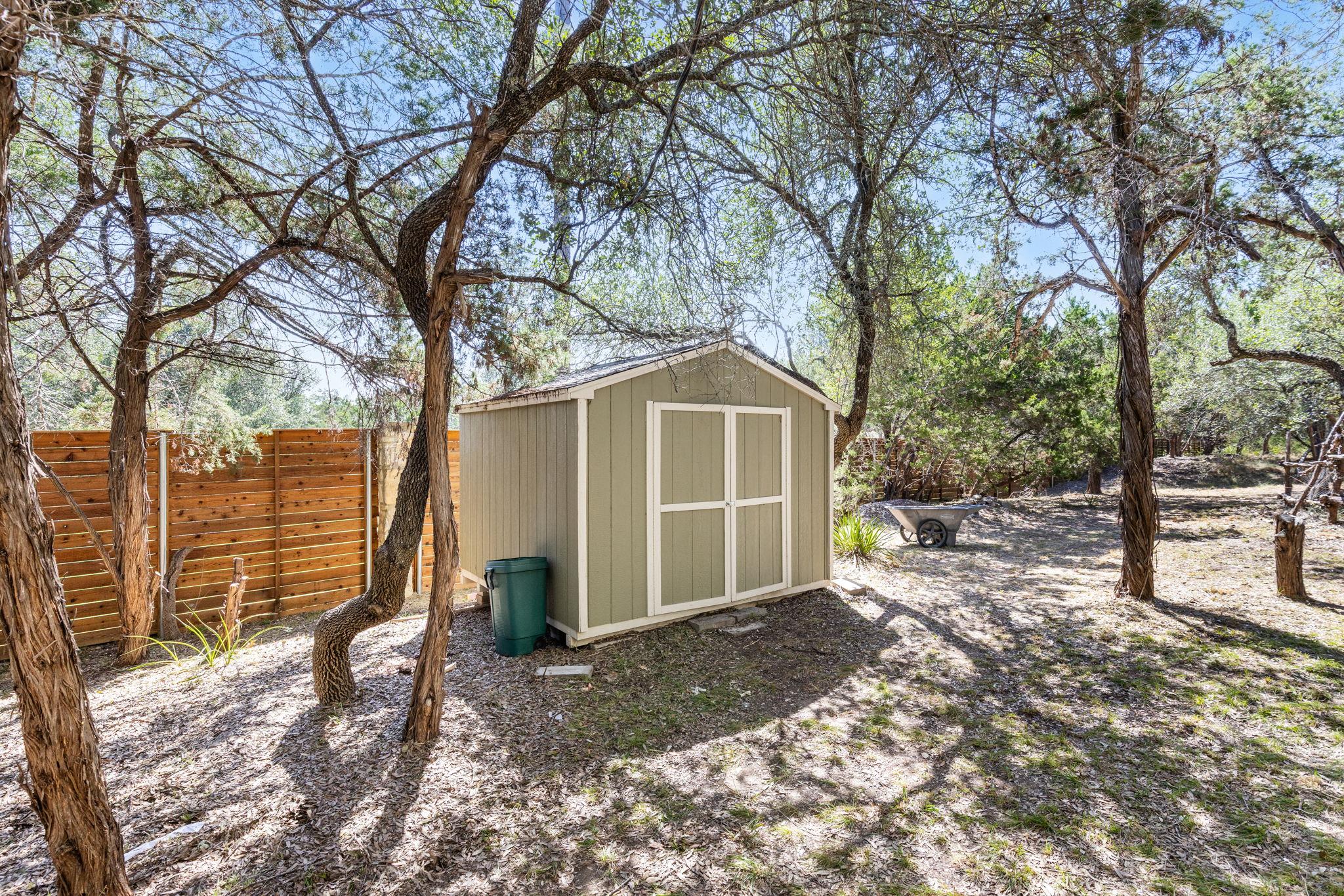 204 Deer Creek CIR