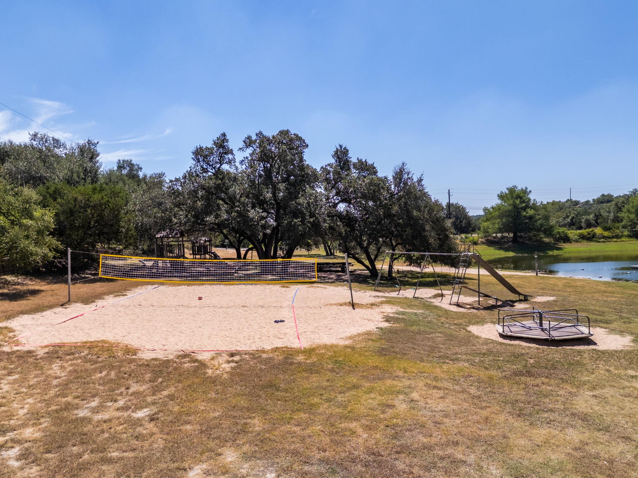 204 Deer Creek CIR