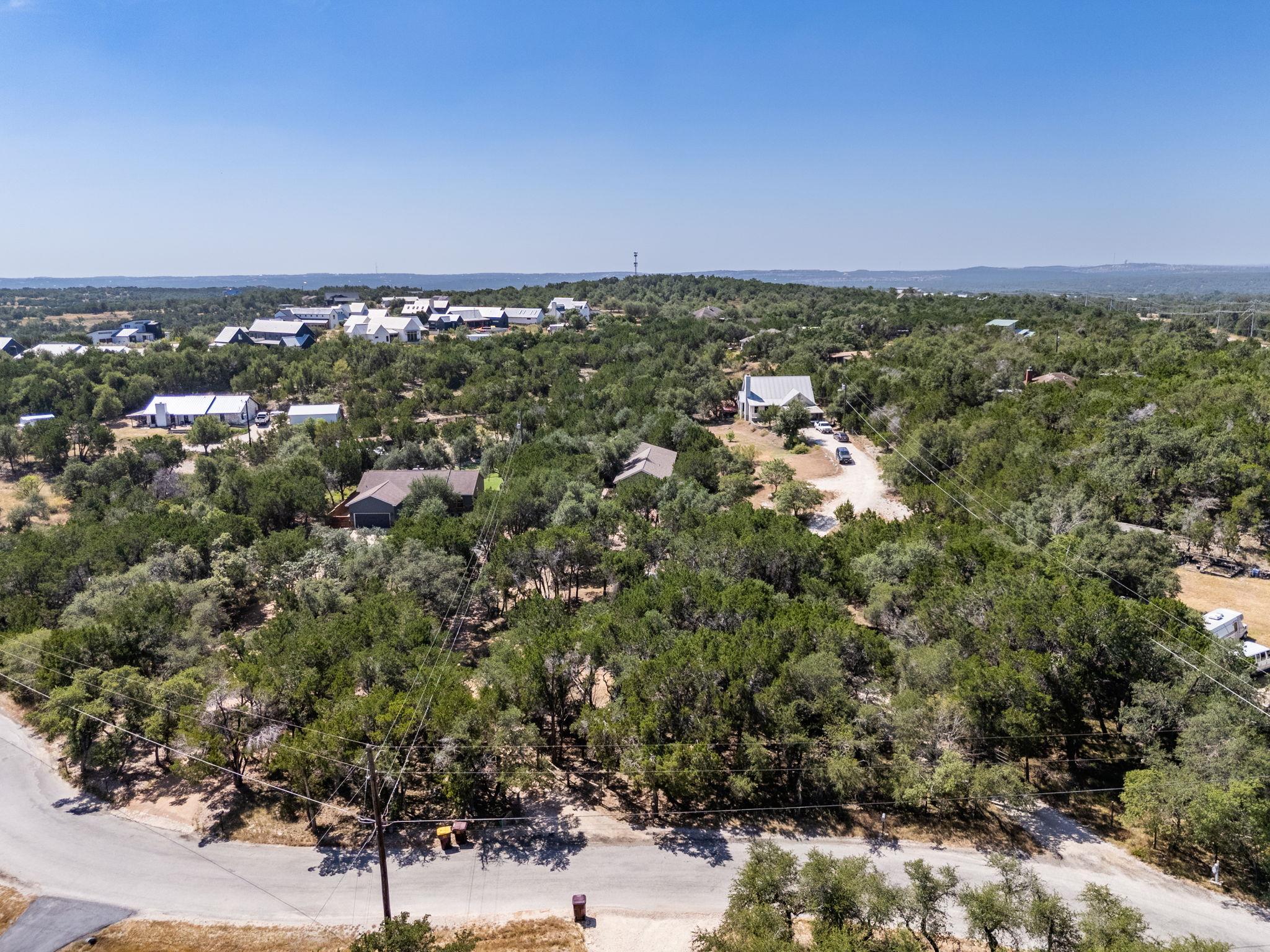 204 Deer Creek CIR