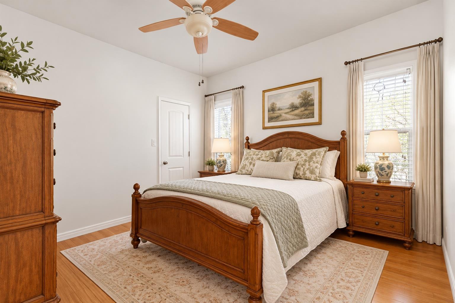 204 Deer Creek CIR