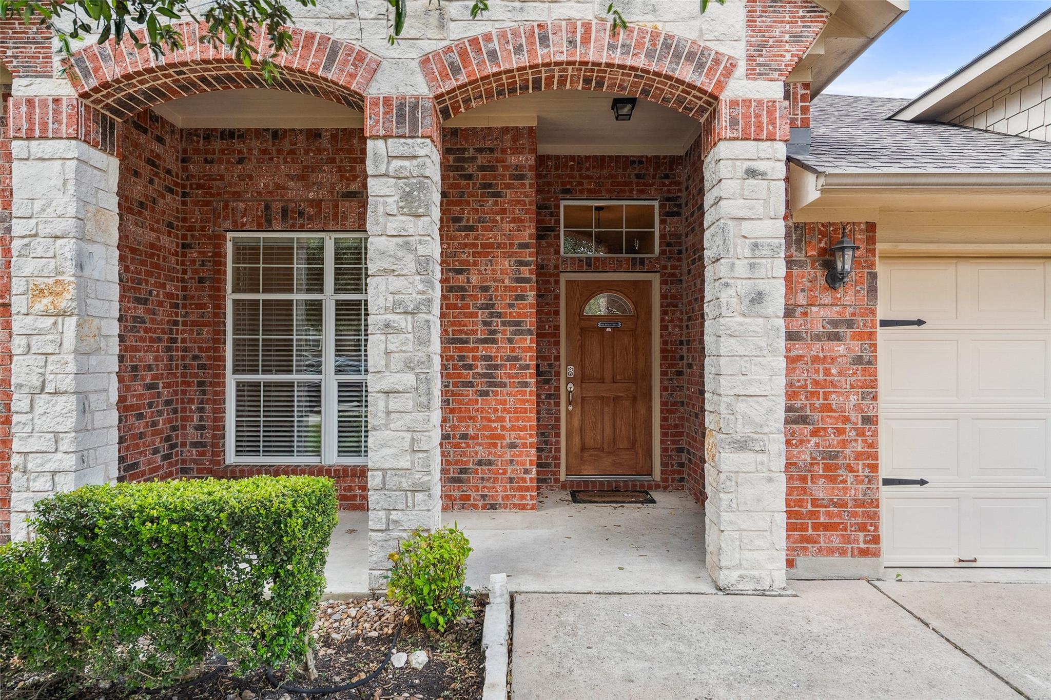 1124 Dyer Creek PL
