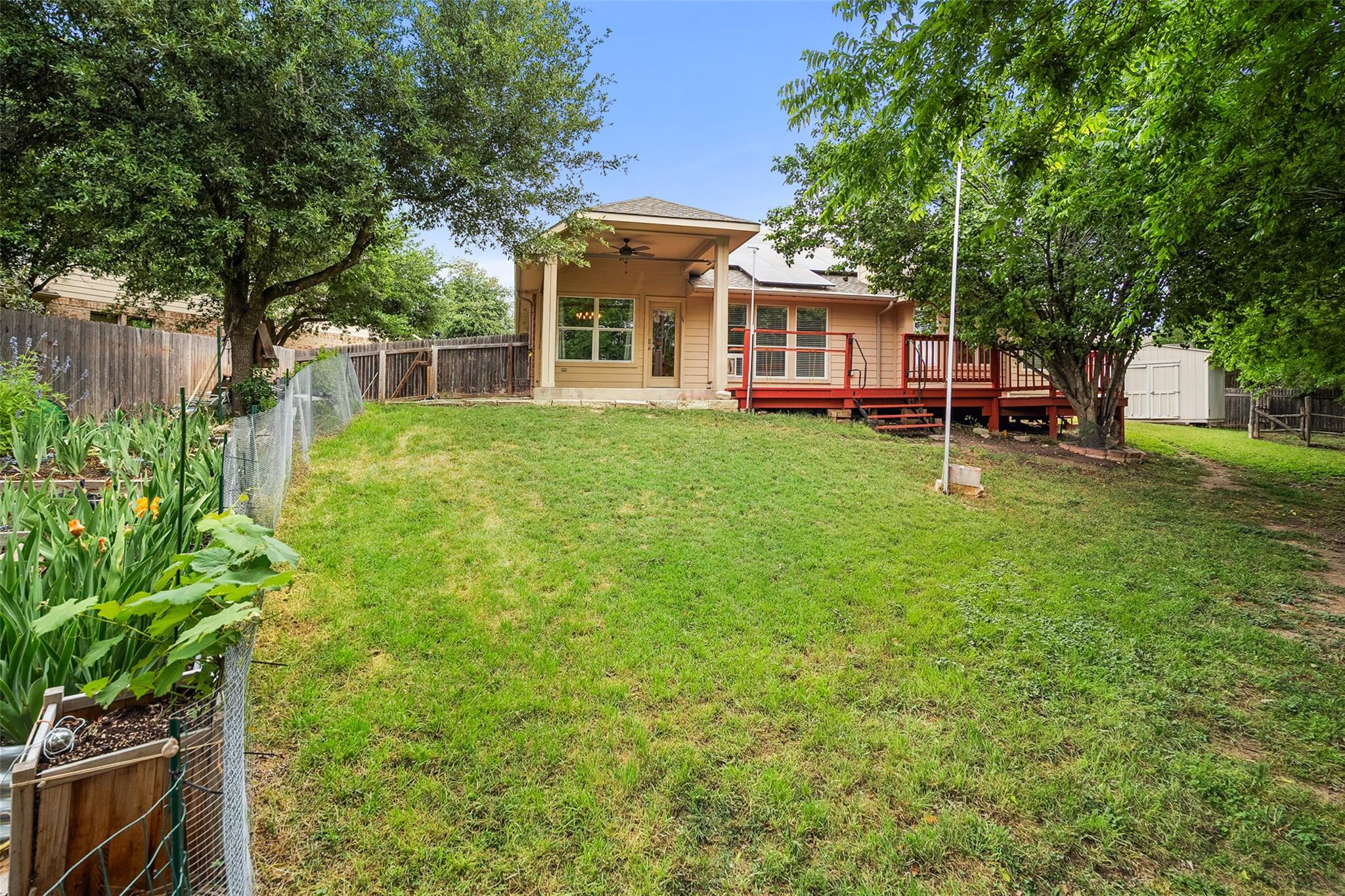 1124 Dyer Creek PL