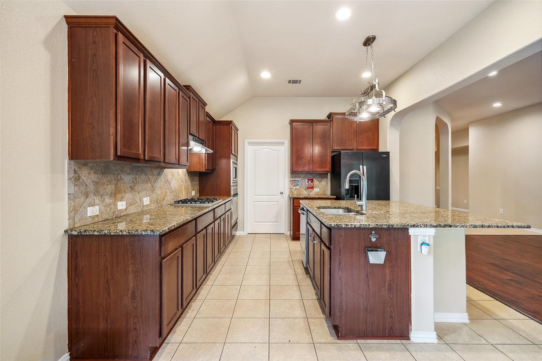 1124 Dyer Creek PL