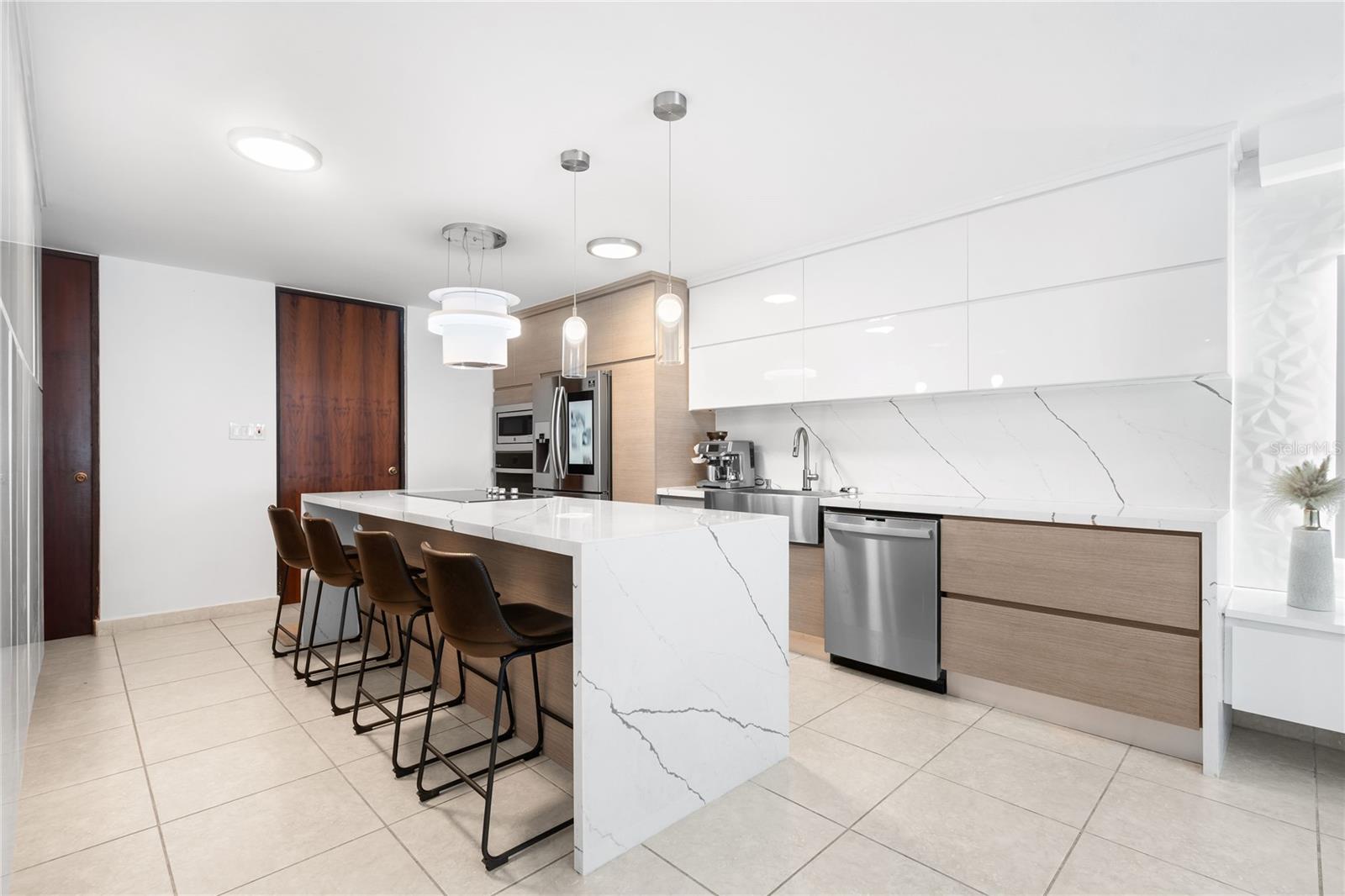 4TH ST. VILLA MERCEDES II #F5