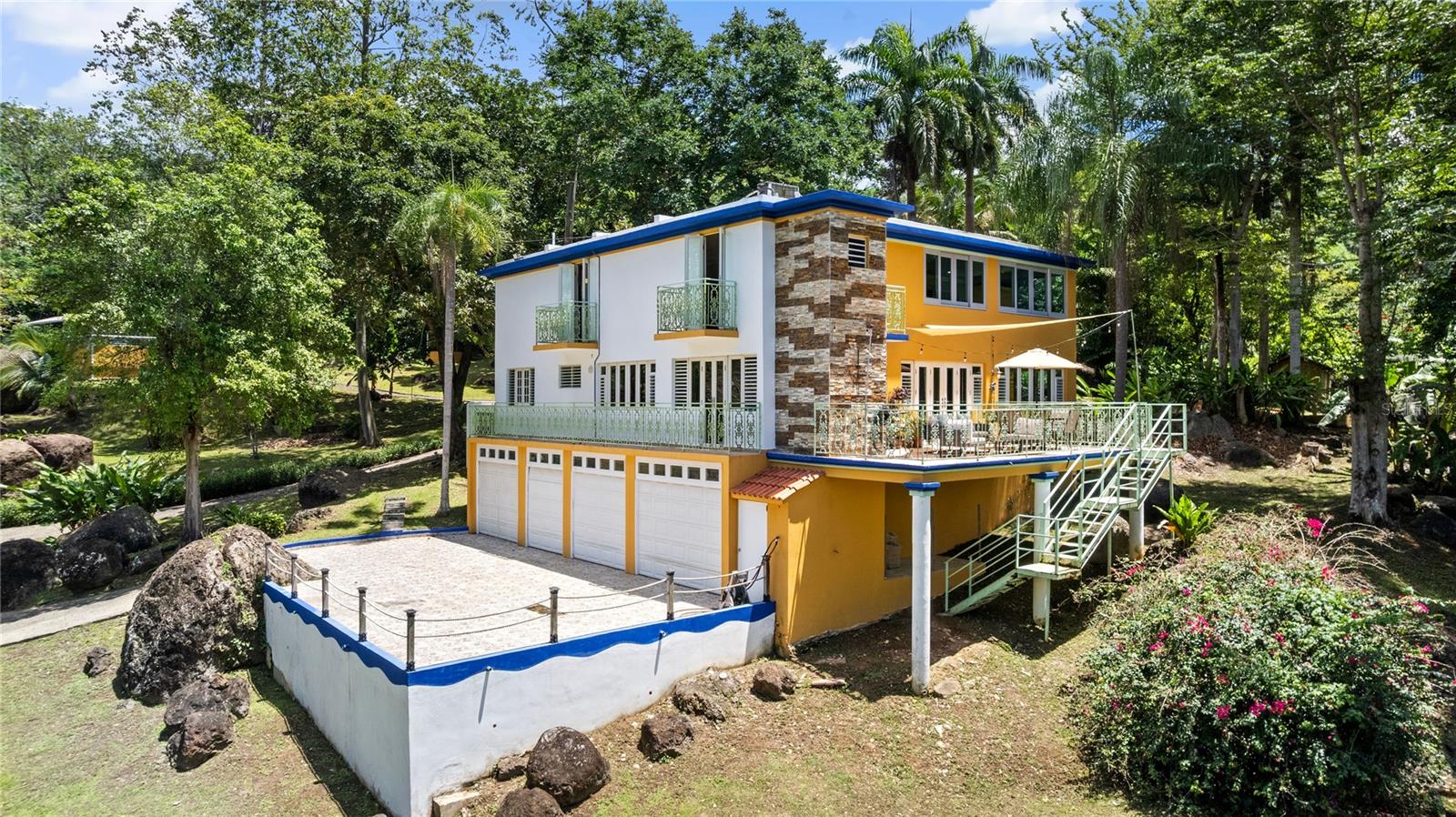 Cll 301 HACIENDAS DEL LAGO 70