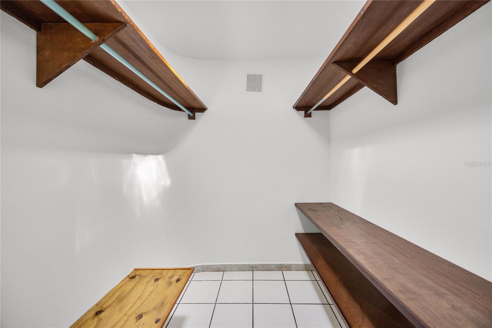 1 Street PASEO MAYOR #E-19