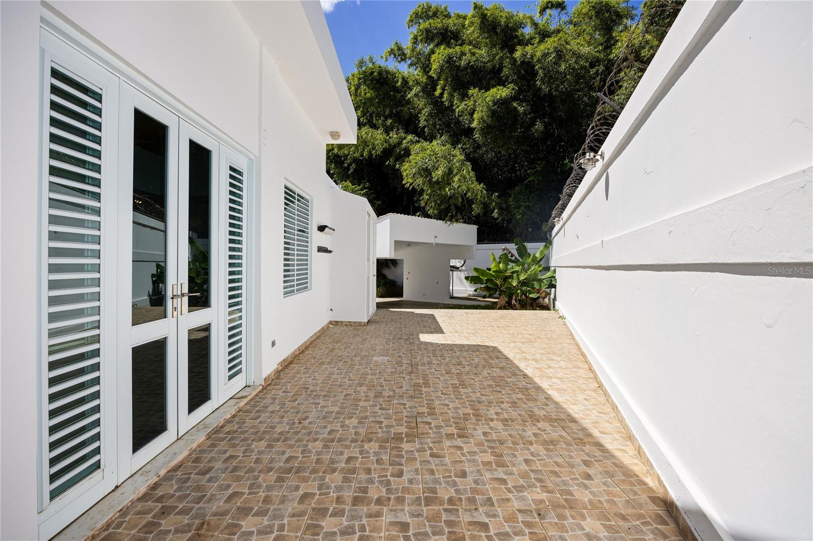 1 Street PASEO MAYOR #E-19