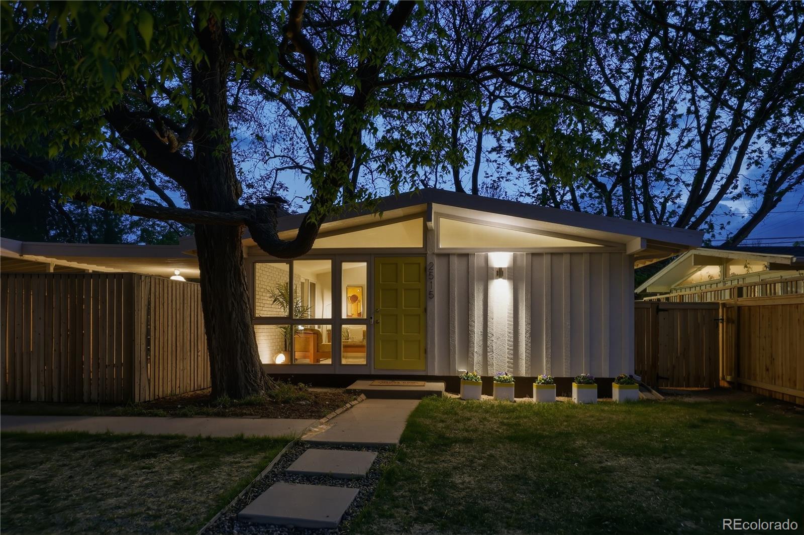 2515 S Newton Street