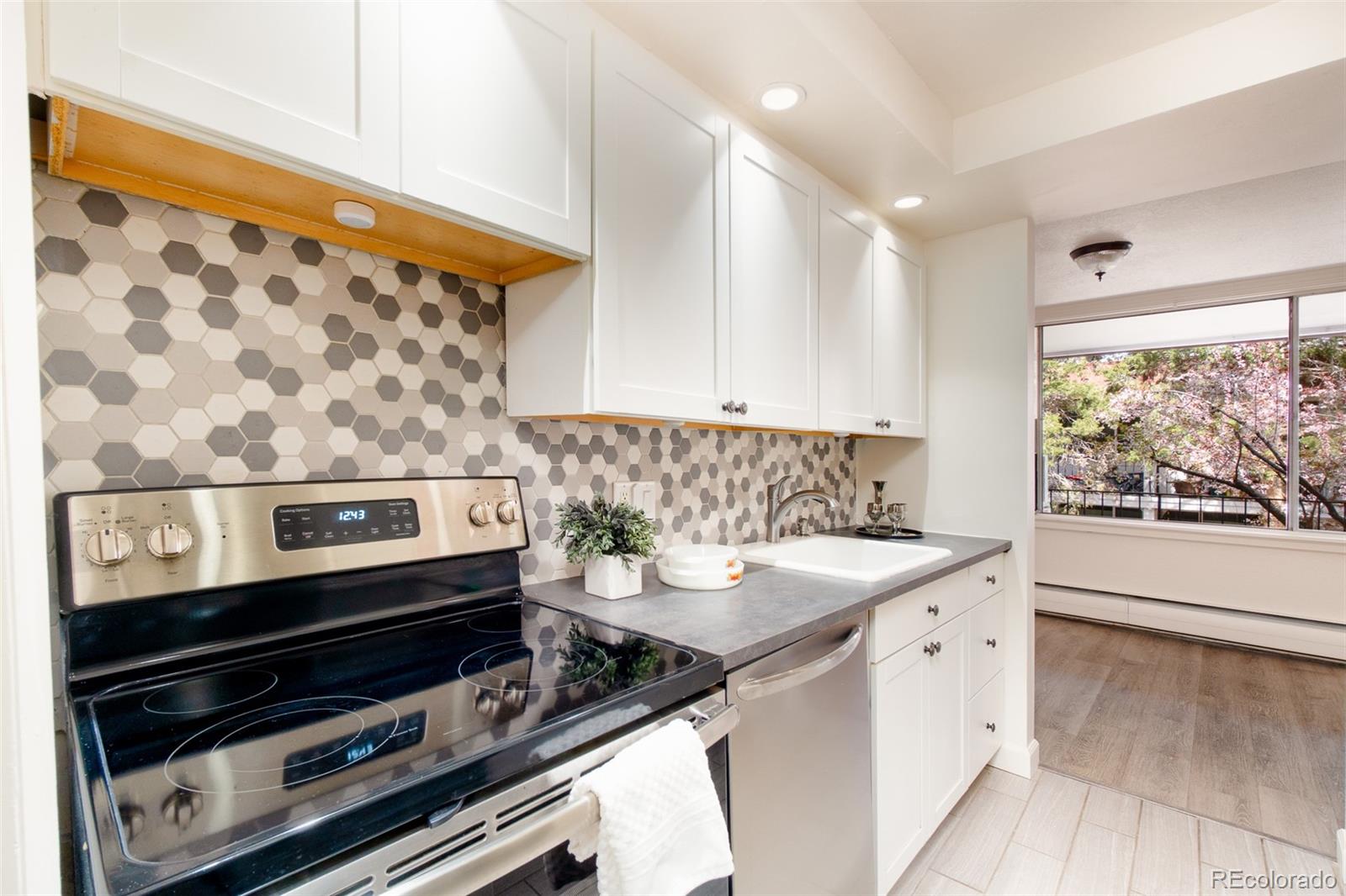 10115 W 25th Avenue Unit: 16