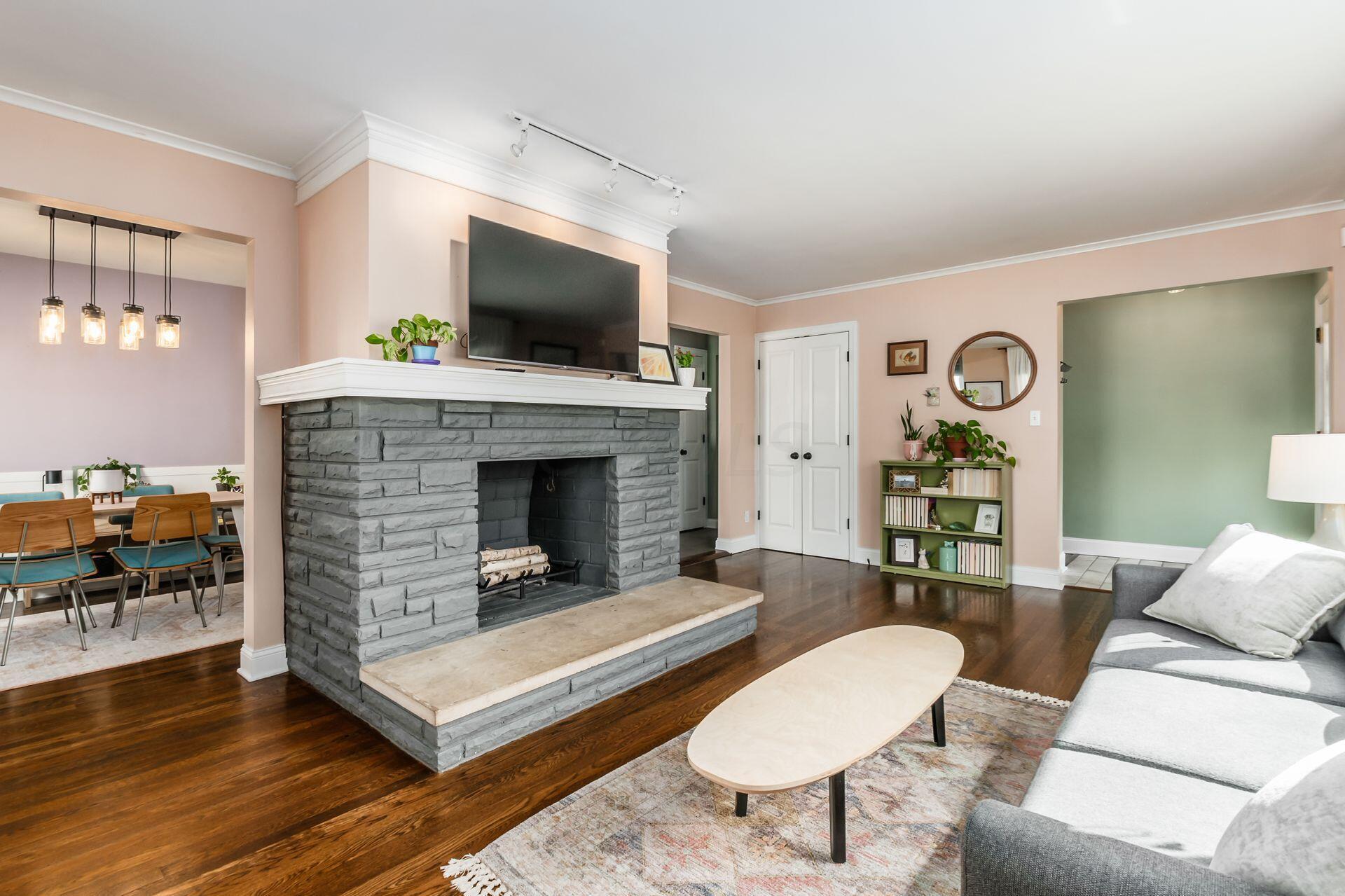 1490 College Hill Drive
