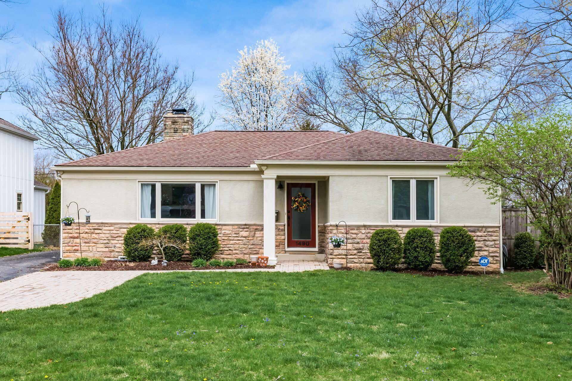 1490 College Hill Drive