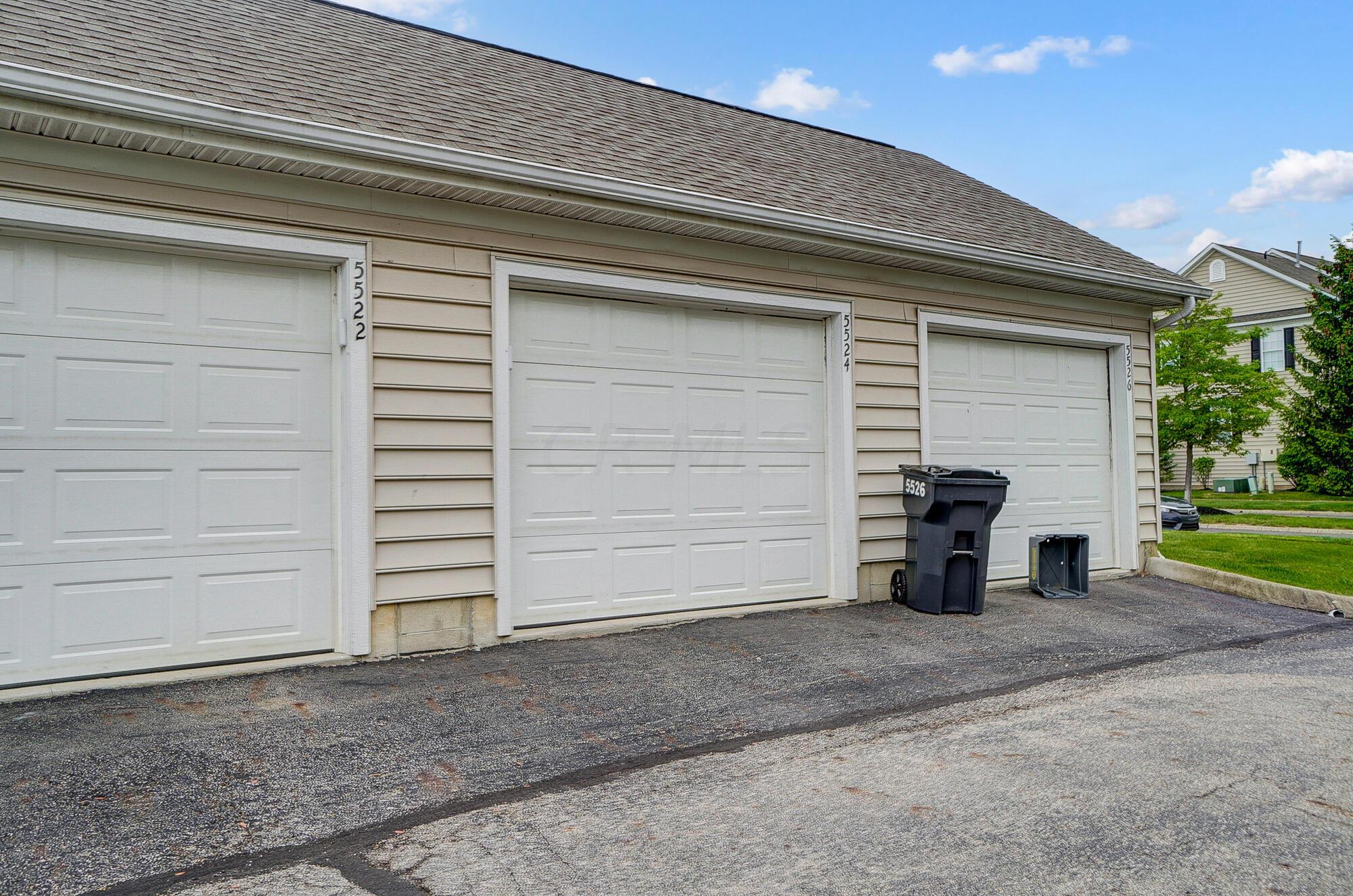 5524 Sentinel Falls Street, Unit 4