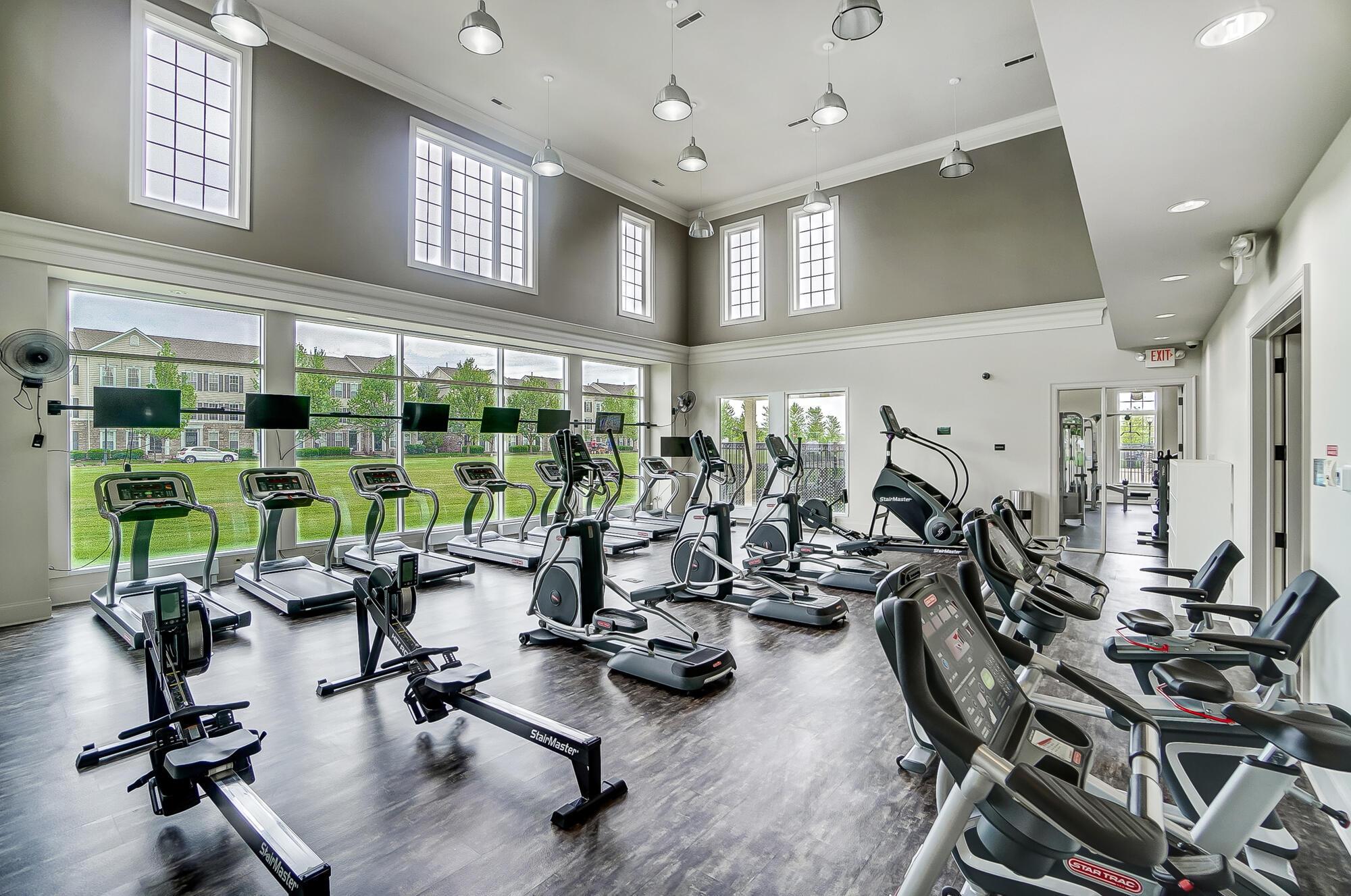 5524 Sentinel Falls Street, Unit 4
