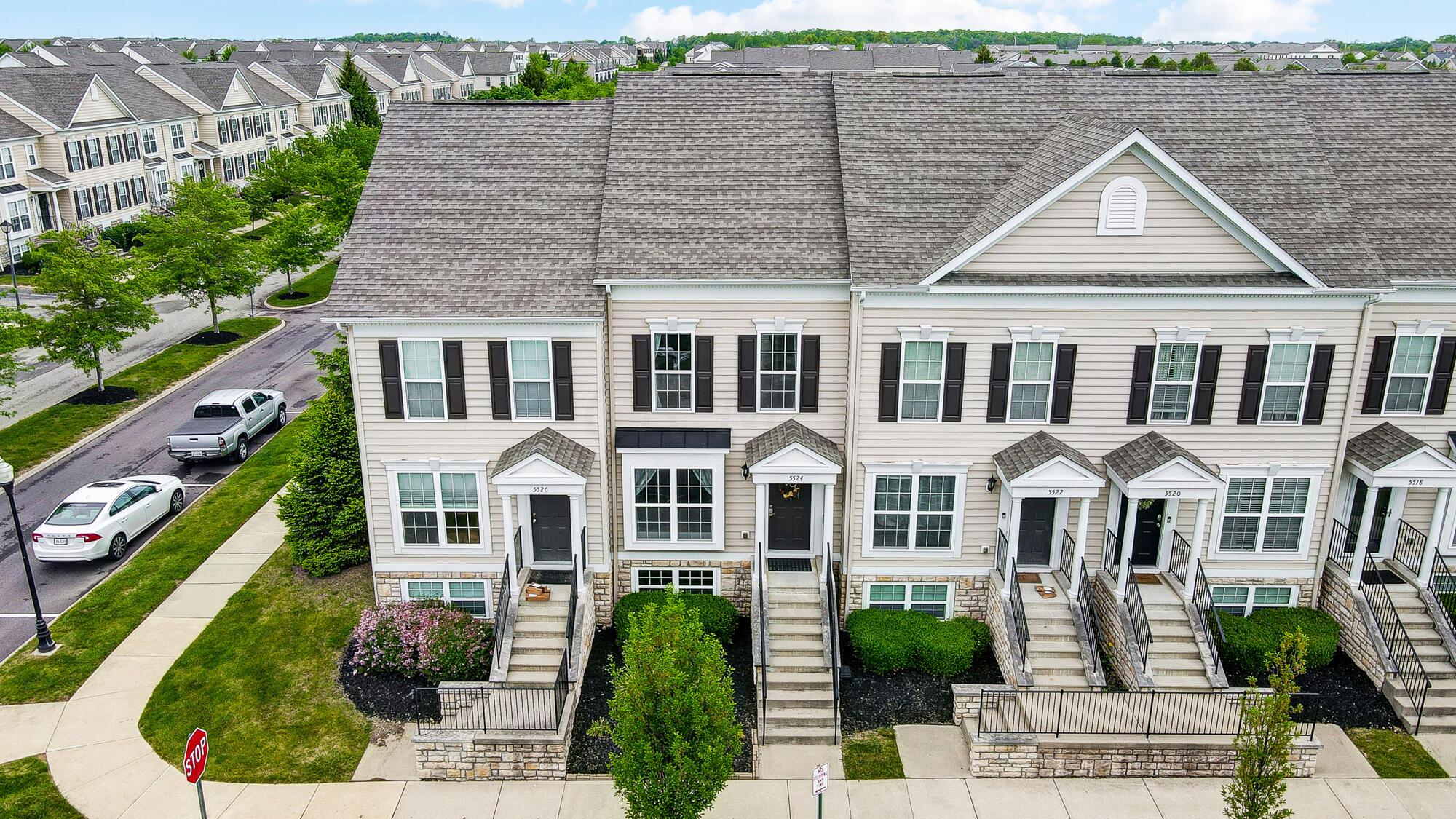 5524 Sentinel Falls Street, Unit 4