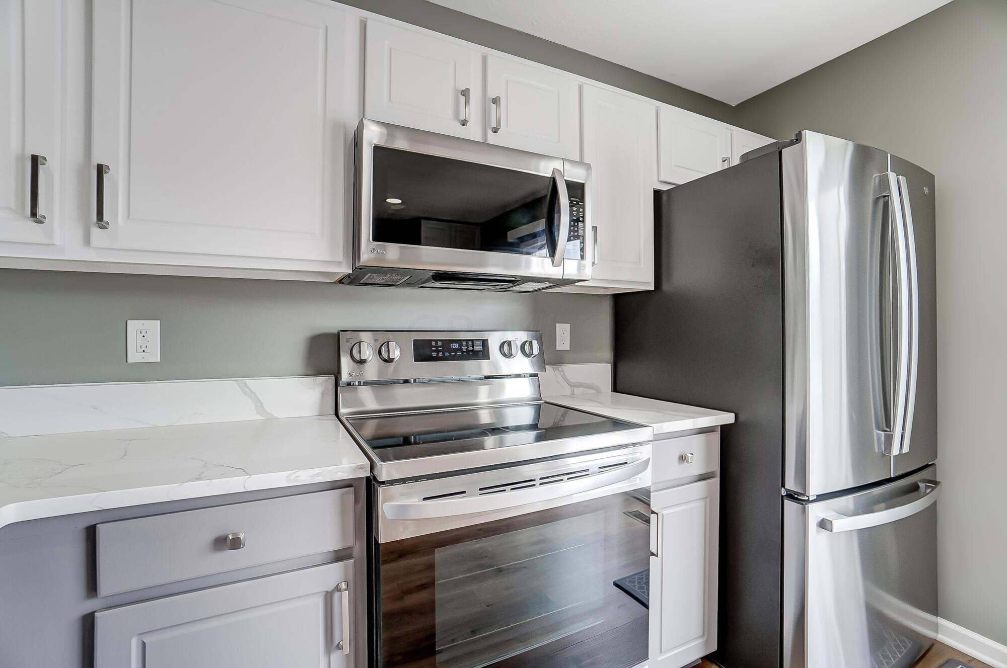 5524 Sentinel Falls Street, Unit 4