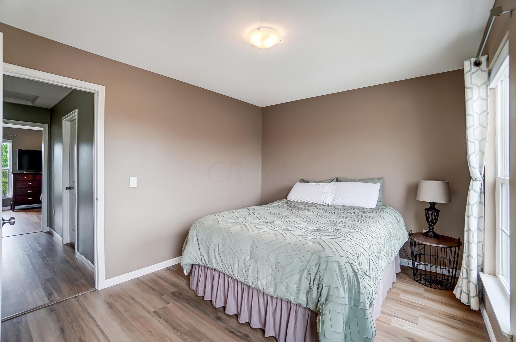 5524 Sentinel Falls Street, Unit 4