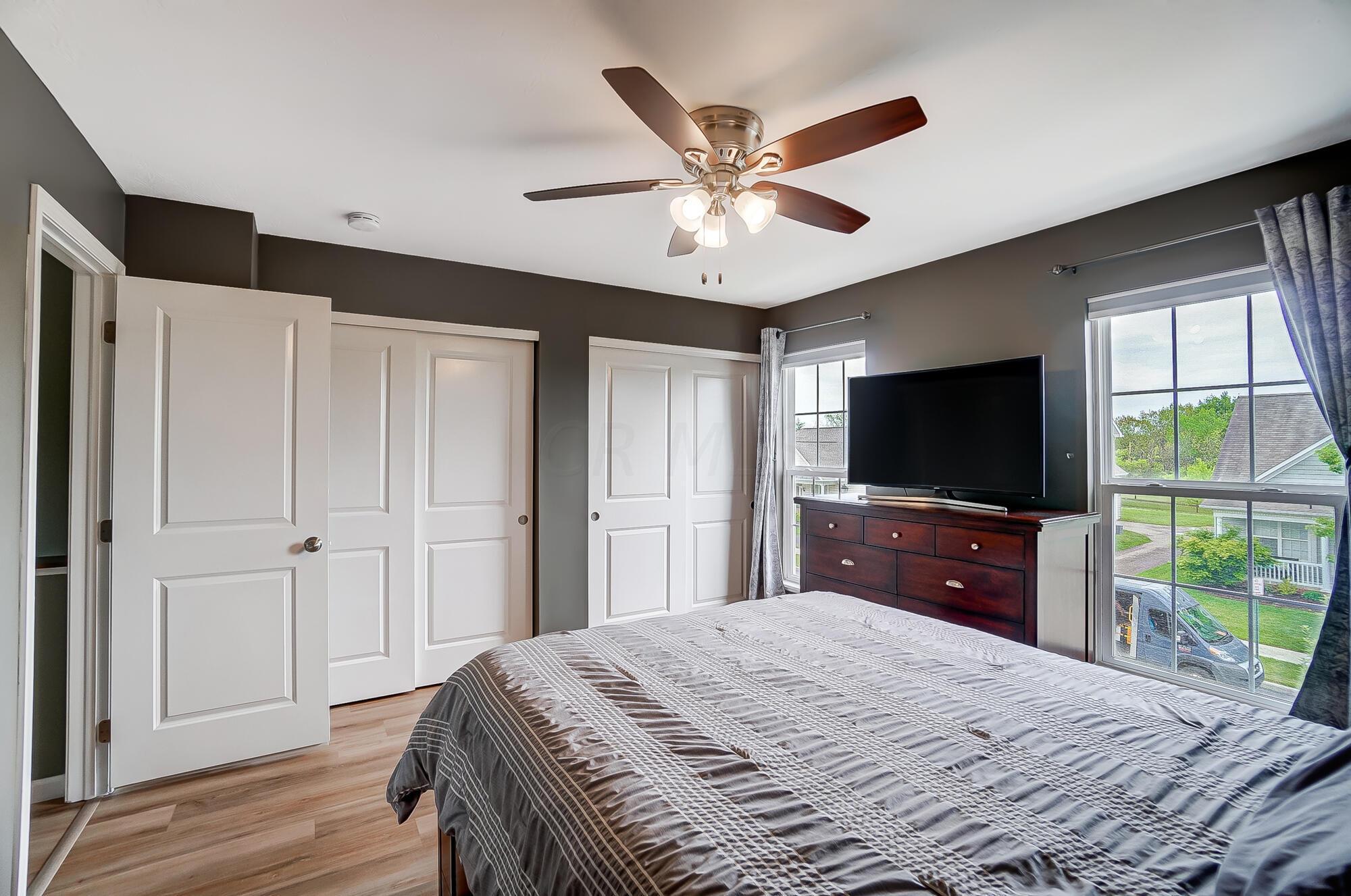 5524 Sentinel Falls Street, Unit 4
