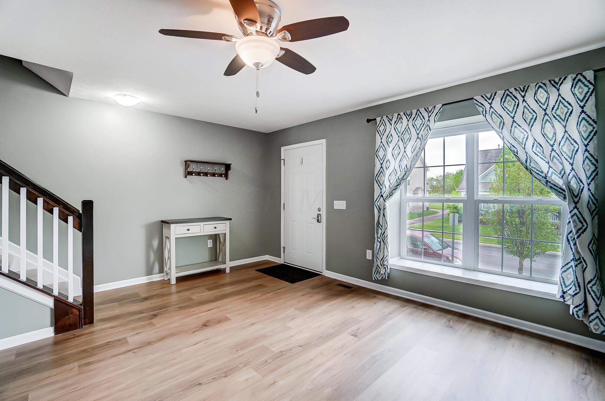 5524 Sentinel Falls Street, Unit 4