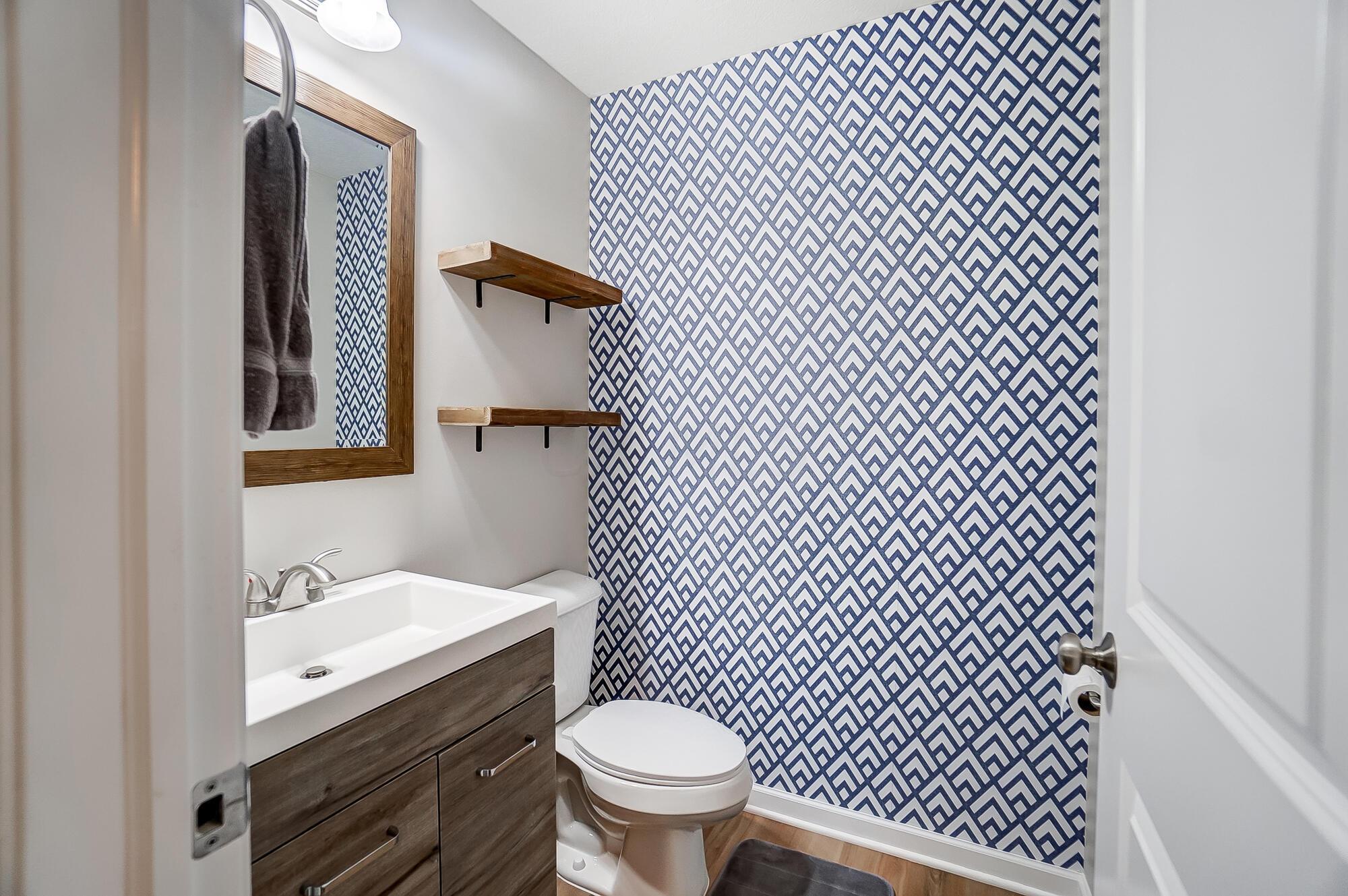 5524 Sentinel Falls Street, Unit 4
