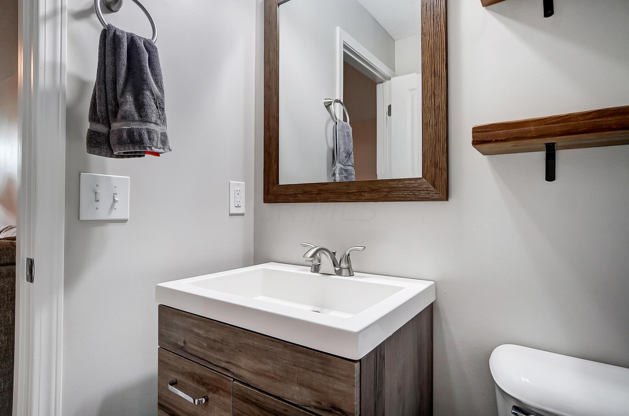 5524 Sentinel Falls Street, Unit 4
