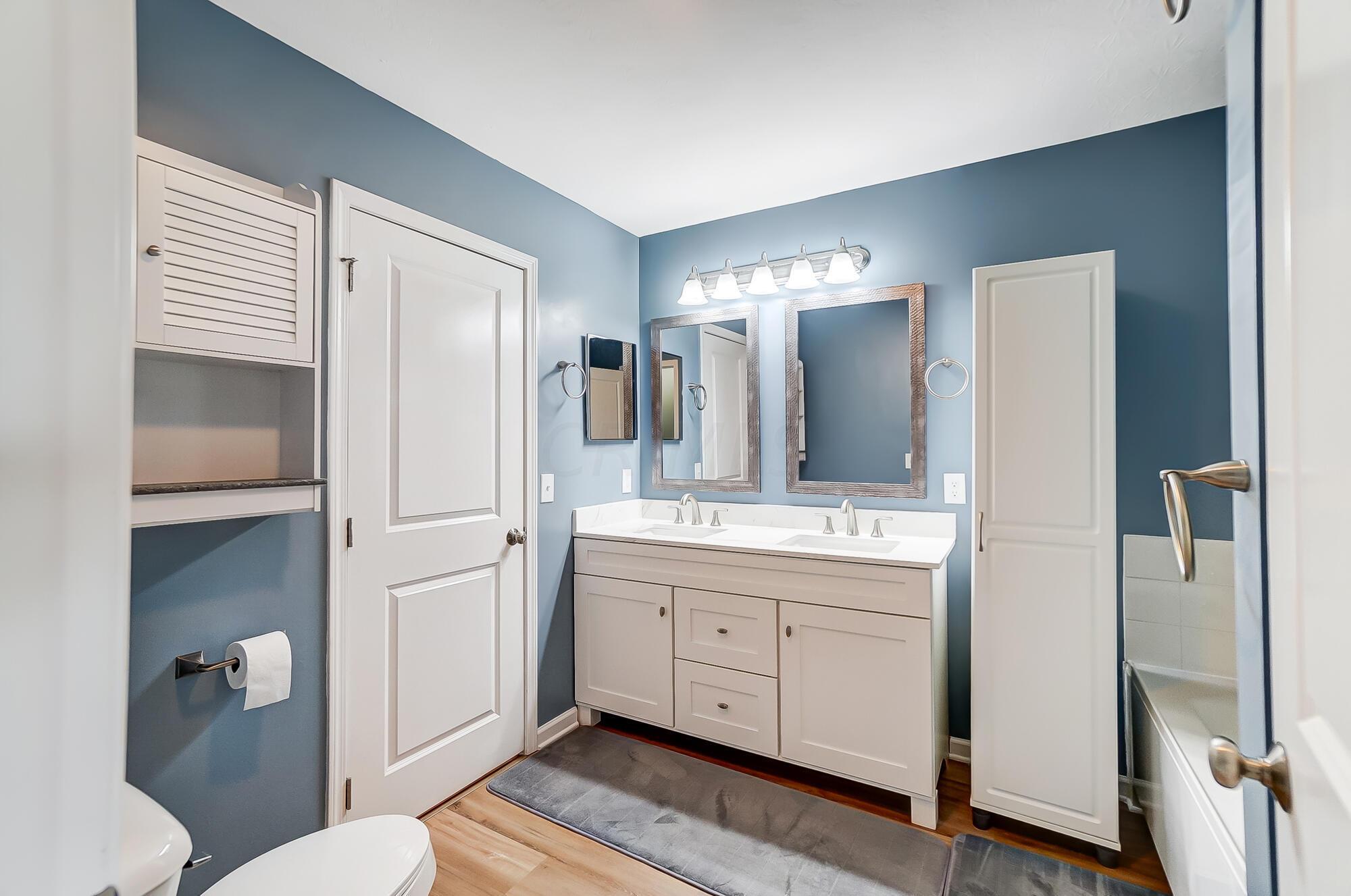 5524 Sentinel Falls Street, Unit 4