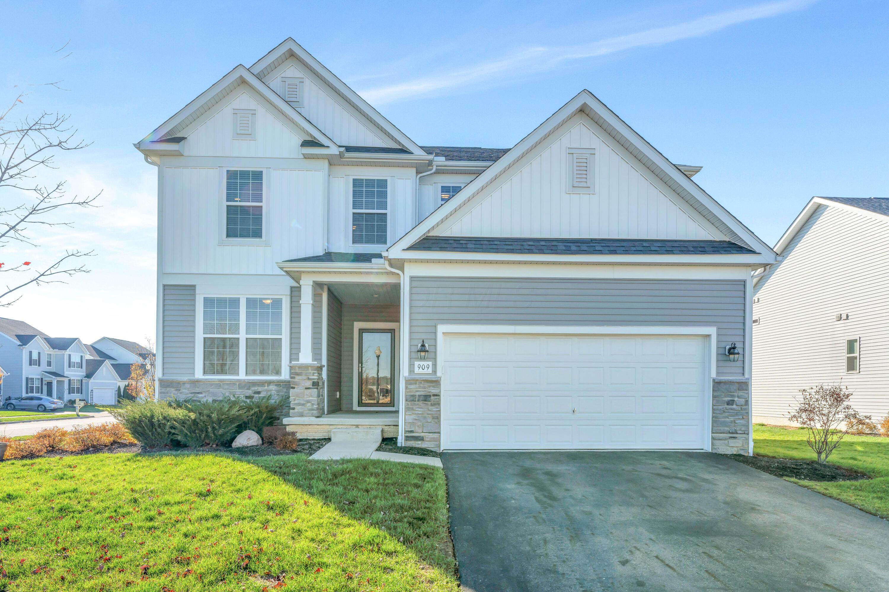 909 Peacock Drive