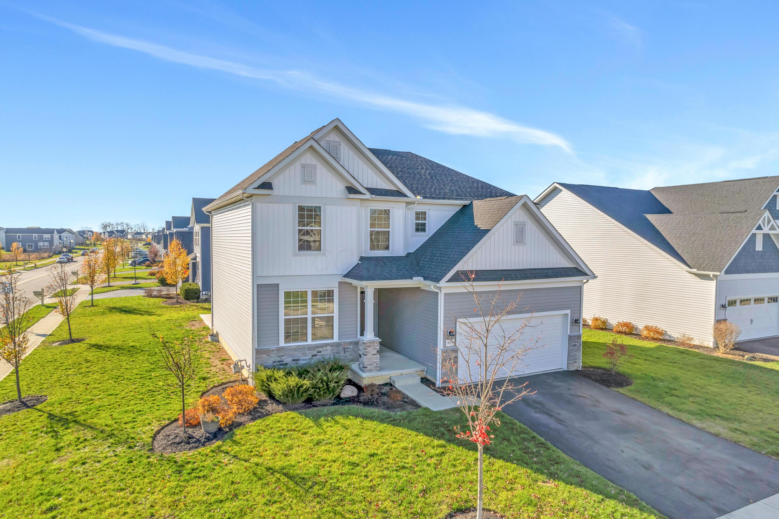 909 Peacock Drive