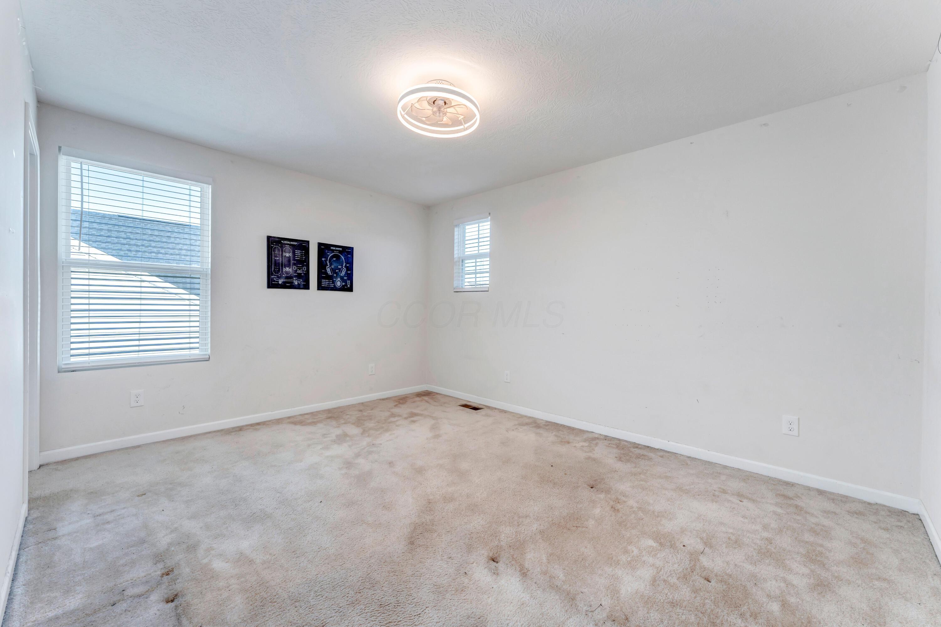 909 Peacock Drive