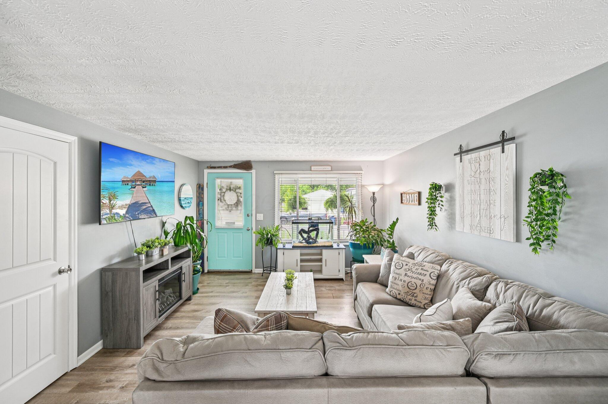 2795 Valley Green Drive