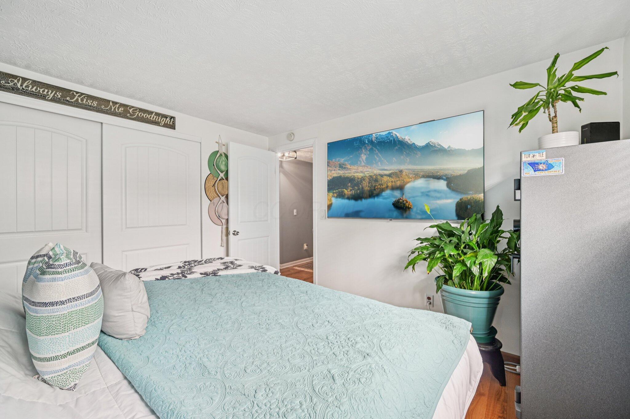 2795 Valley Green Drive