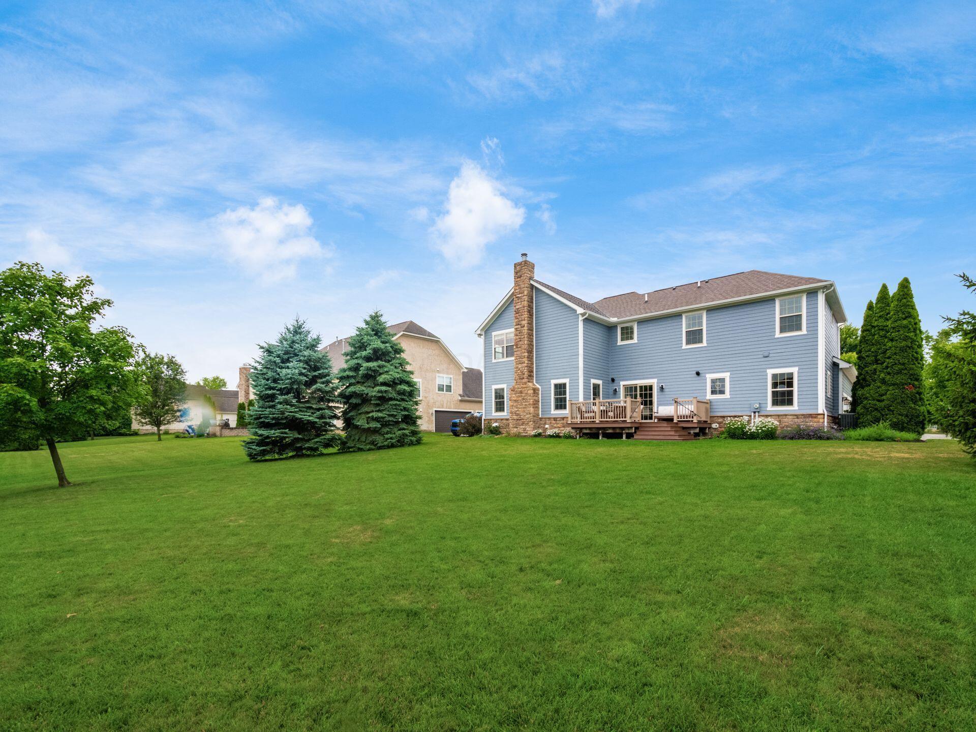 5808 Glendavon Loop