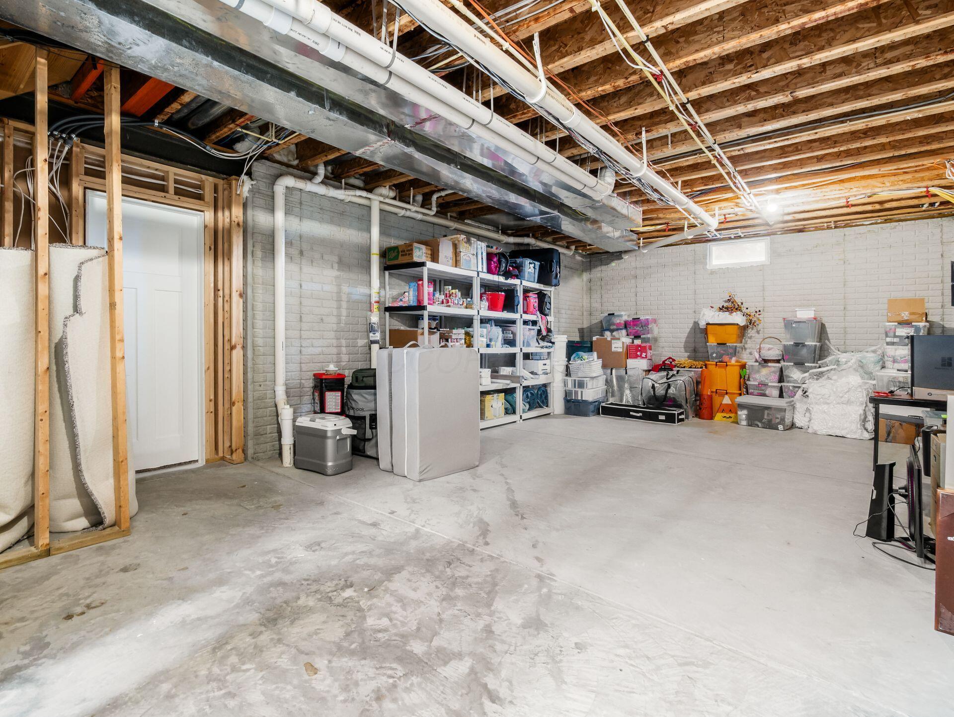 5808 Glendavon Loop