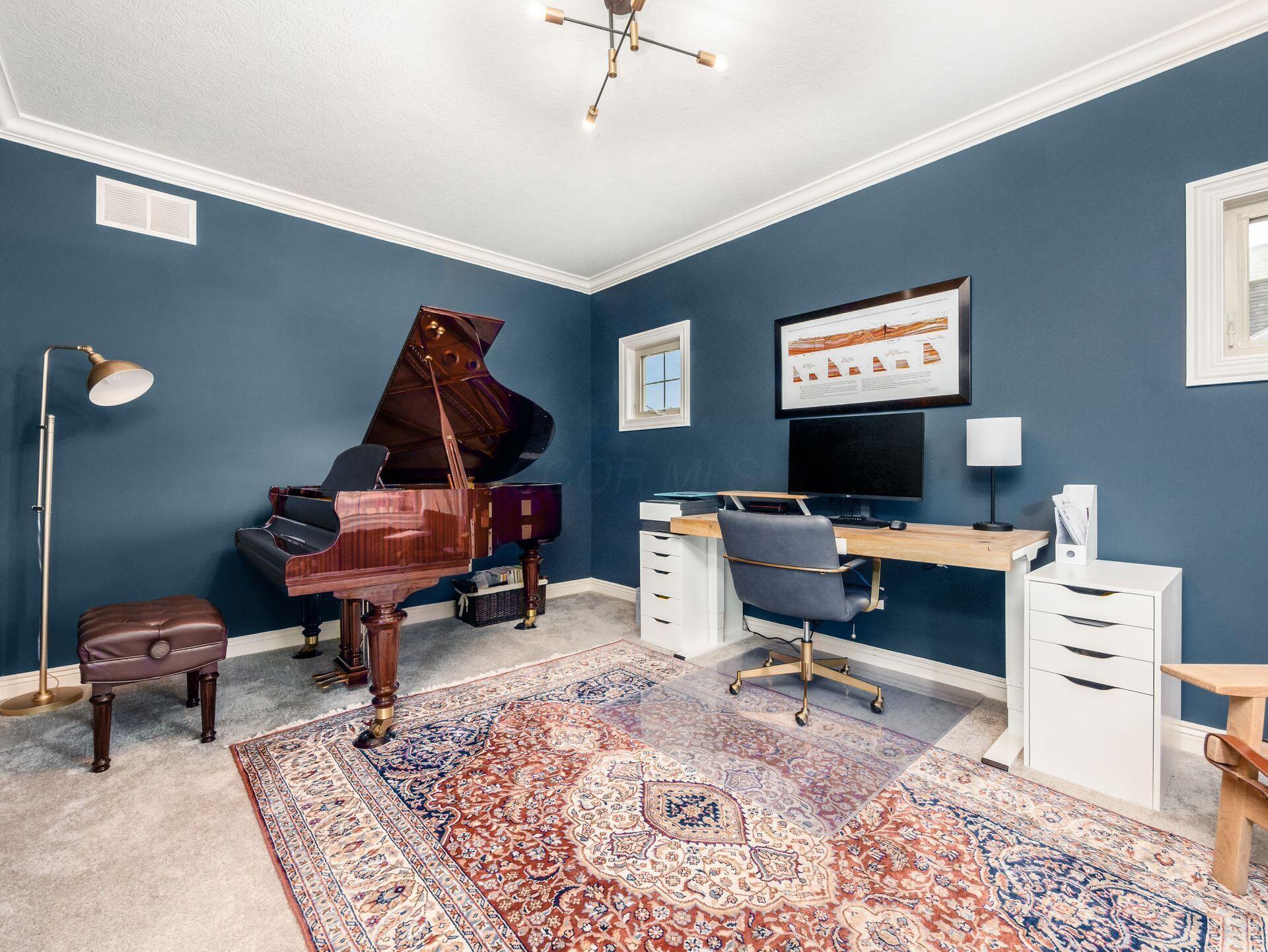 5808 Glendavon Loop