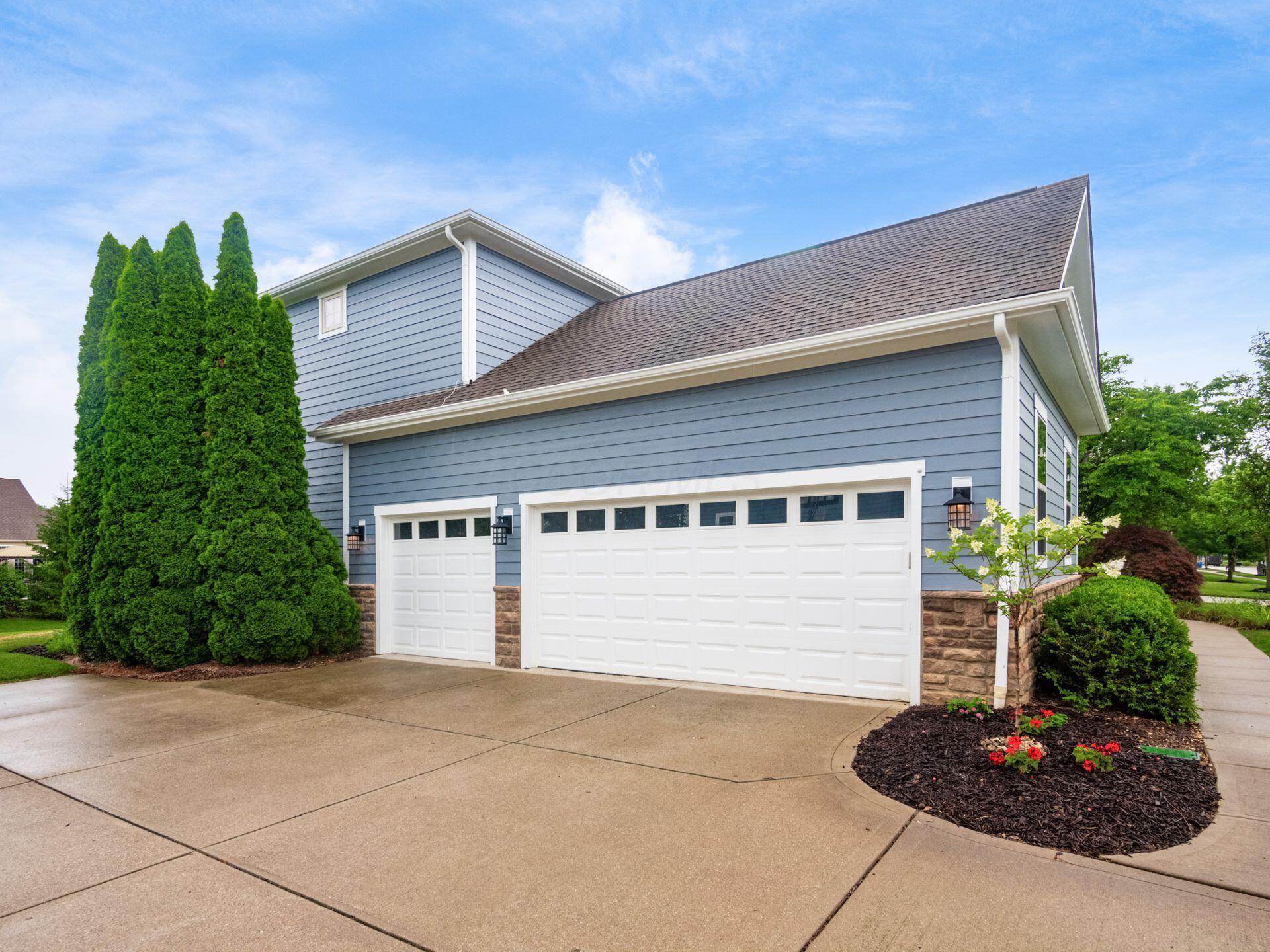 5808 Glendavon Loop