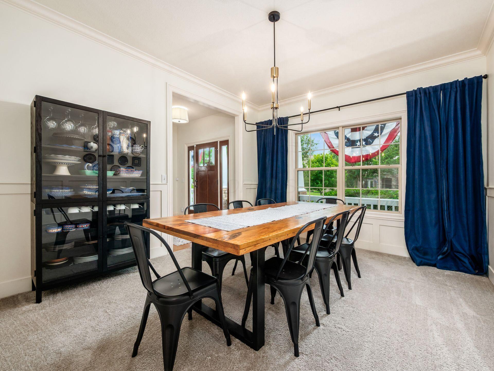 5808 Glendavon Loop