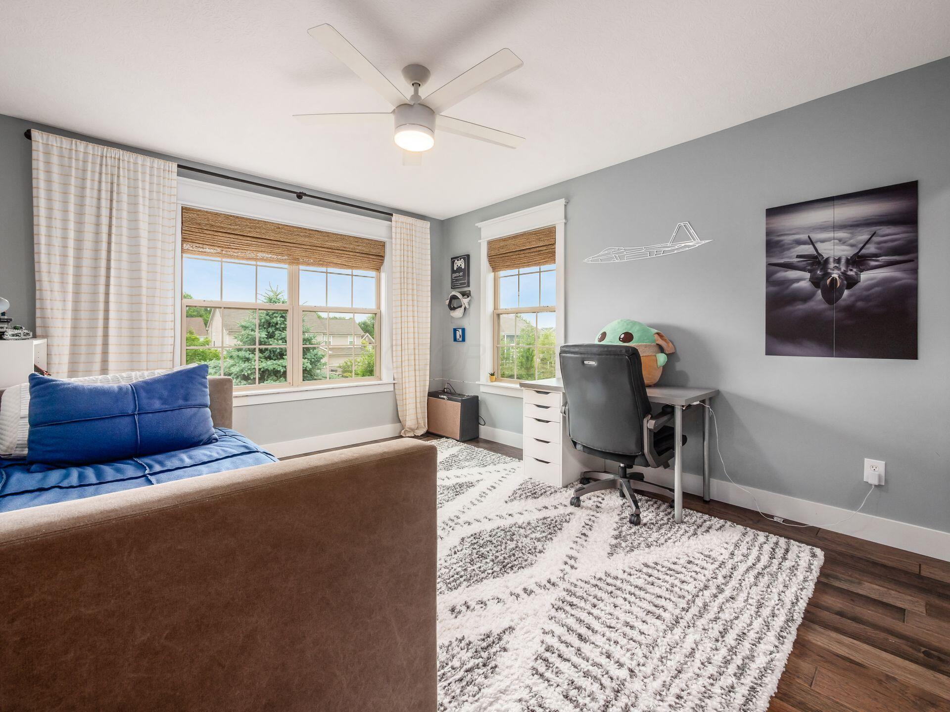 5808 Glendavon Loop