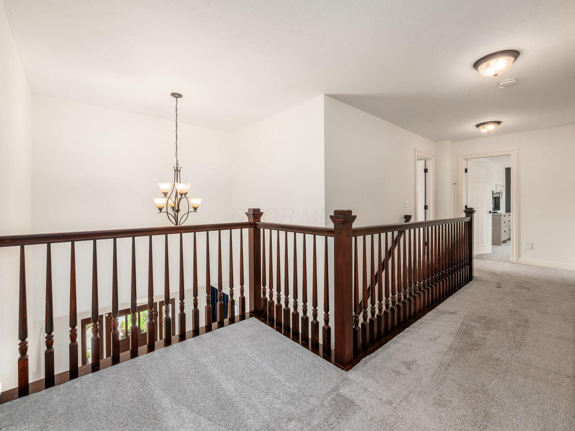 5808 Glendavon Loop