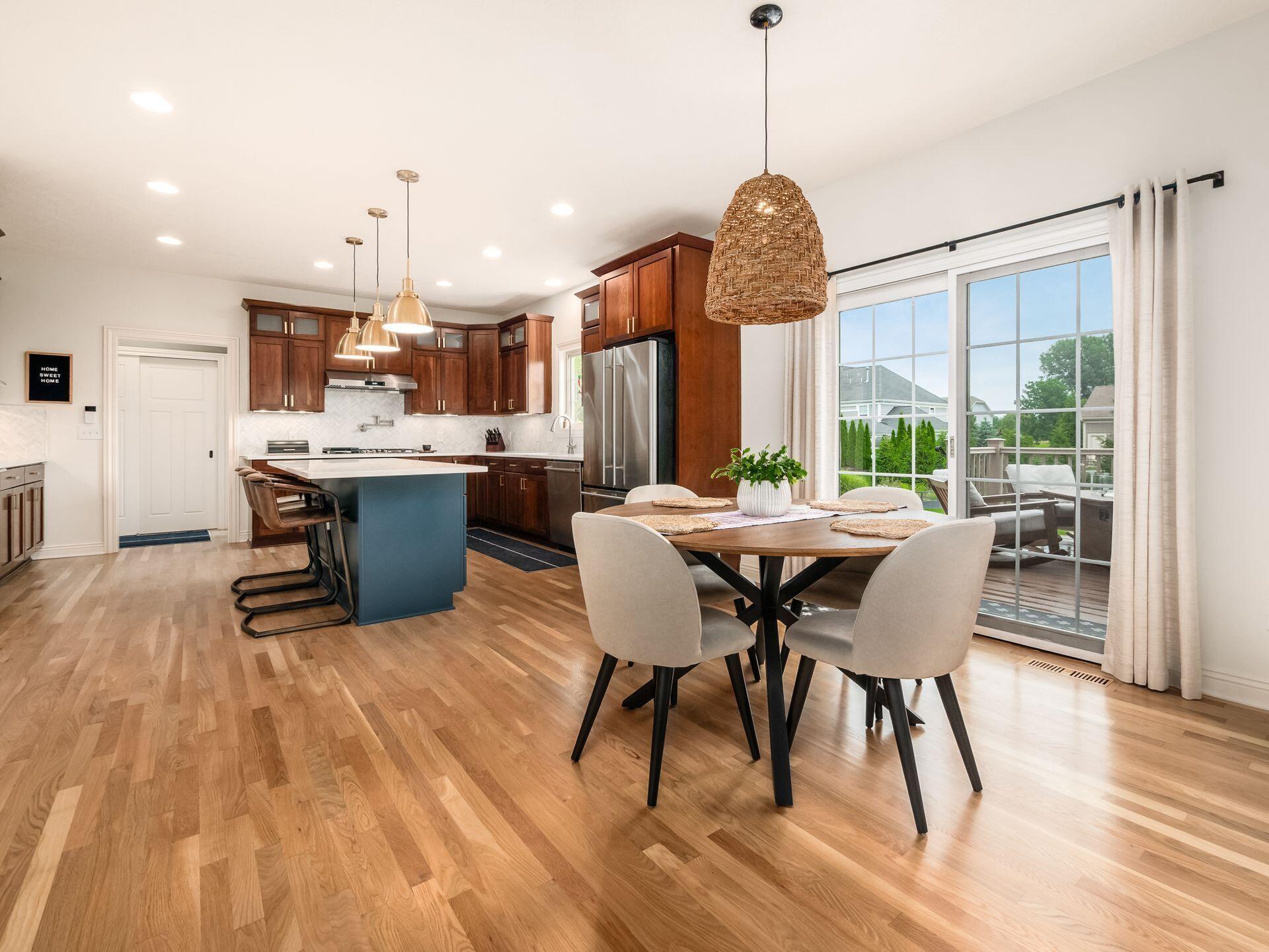5808 Glendavon Loop